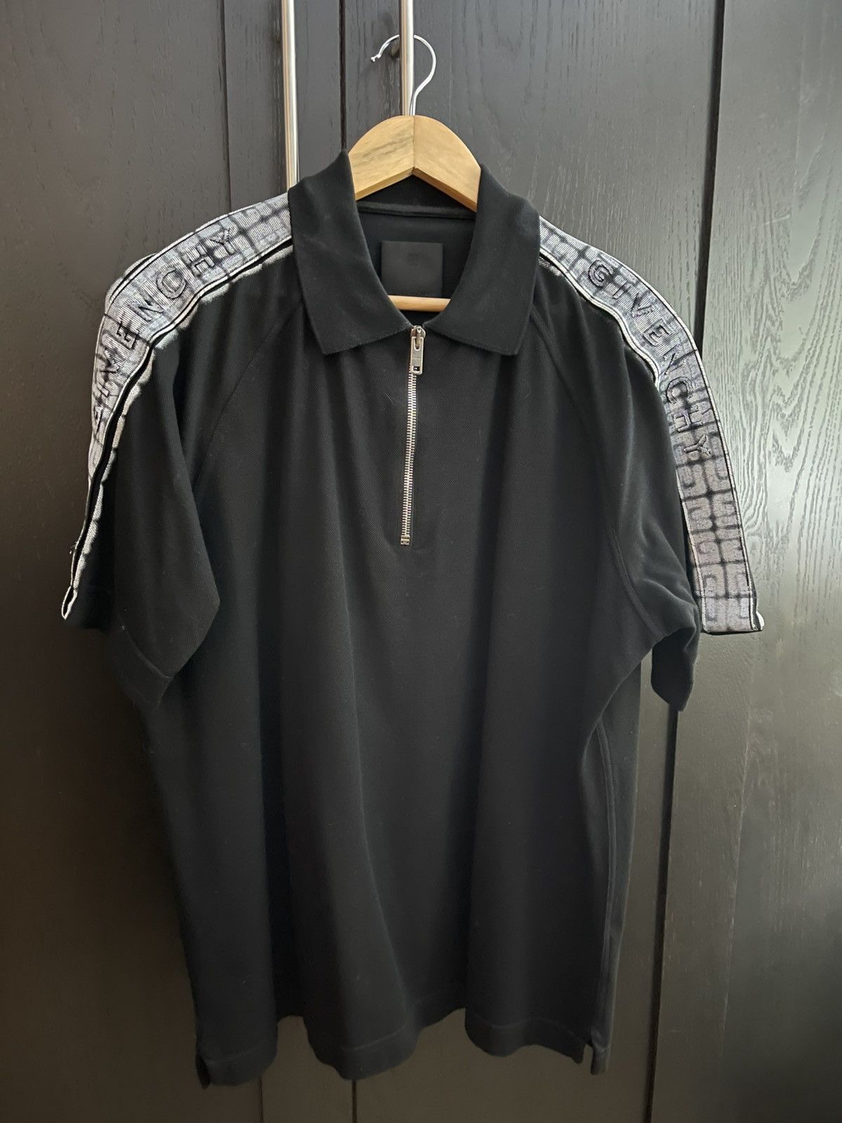 Givenchy Givenchy Chito Polo Size US L / EU 52-54 / 3 - 1 Thumbnail