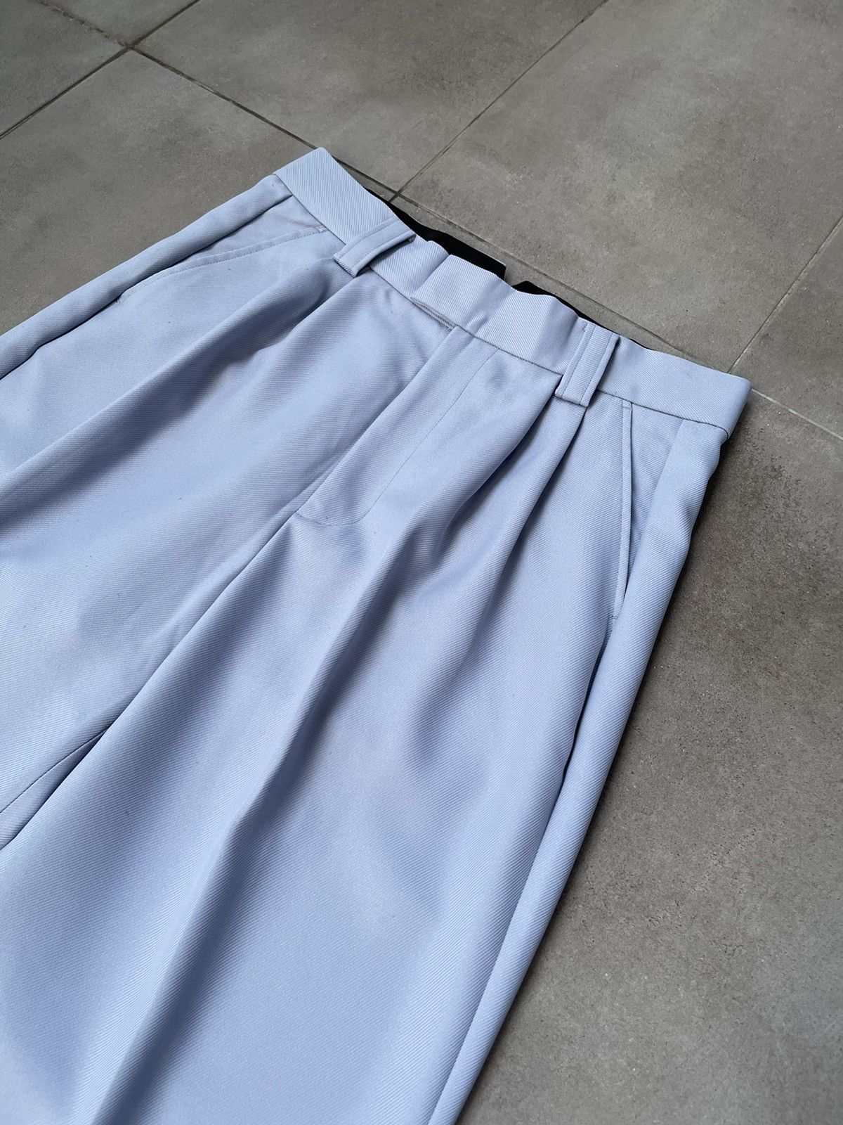 Viktor & Rolf !DS! SS22 Viktor & Rolf Pleat Detail High Closure Pants Size US 30 / EU 46 - 10 Thumbnail