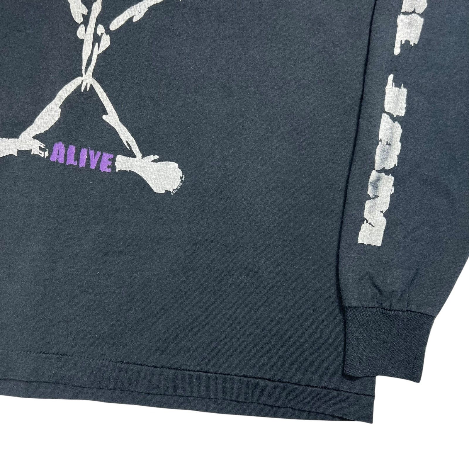 Band Tees × Vintage Vintage 90s Pearl Jam Stickman Alive long sleeve print shirt Size US XL / EU 56 / 4 - 4 Thumbnail