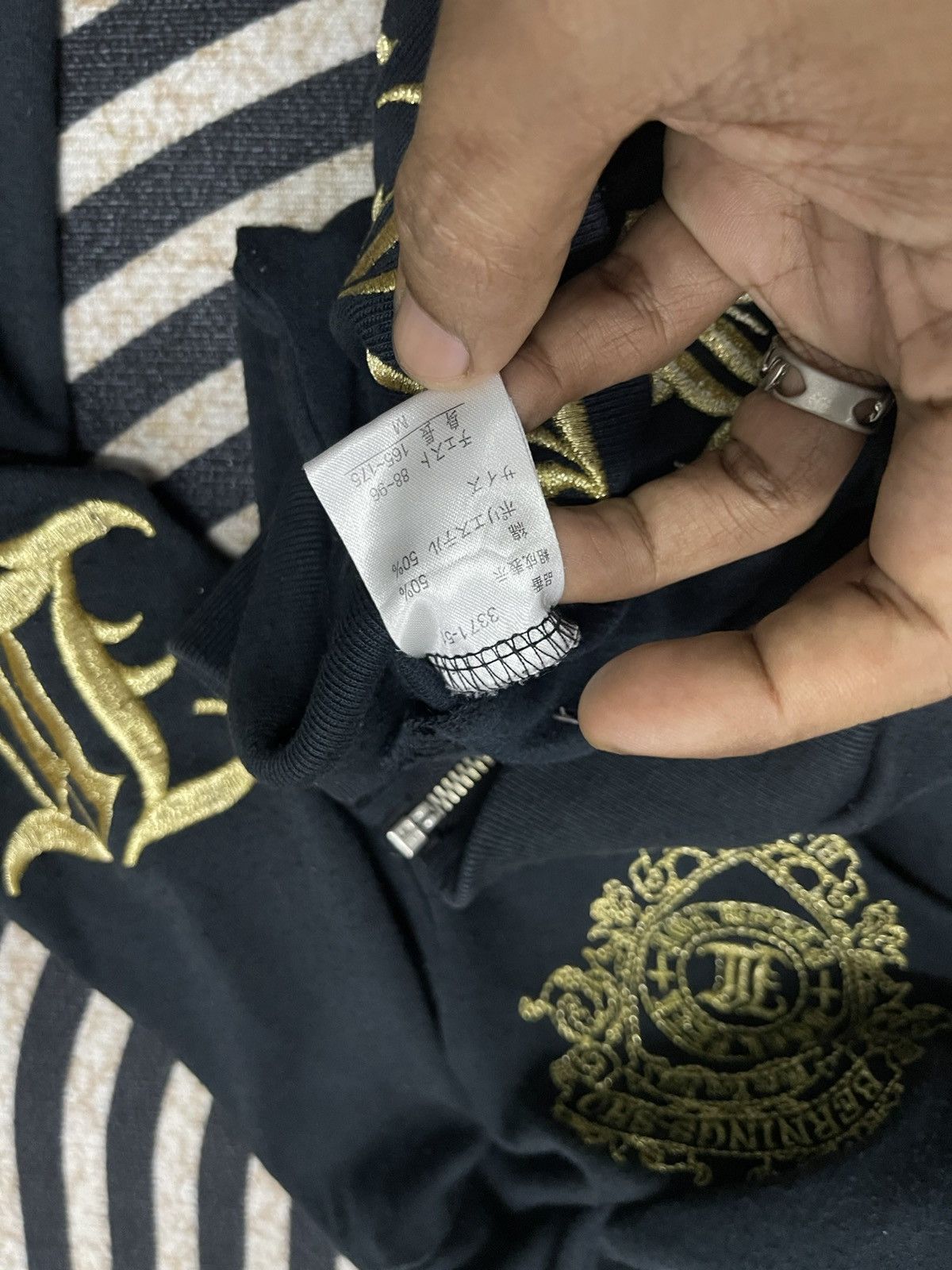 If Six Was Nine 2000s IFSIXWASNINE STYLE BEANINGS SHOO GOLD PRINT HOODIE Size US XS / EU 42 / 0 - 11 Thumbnail