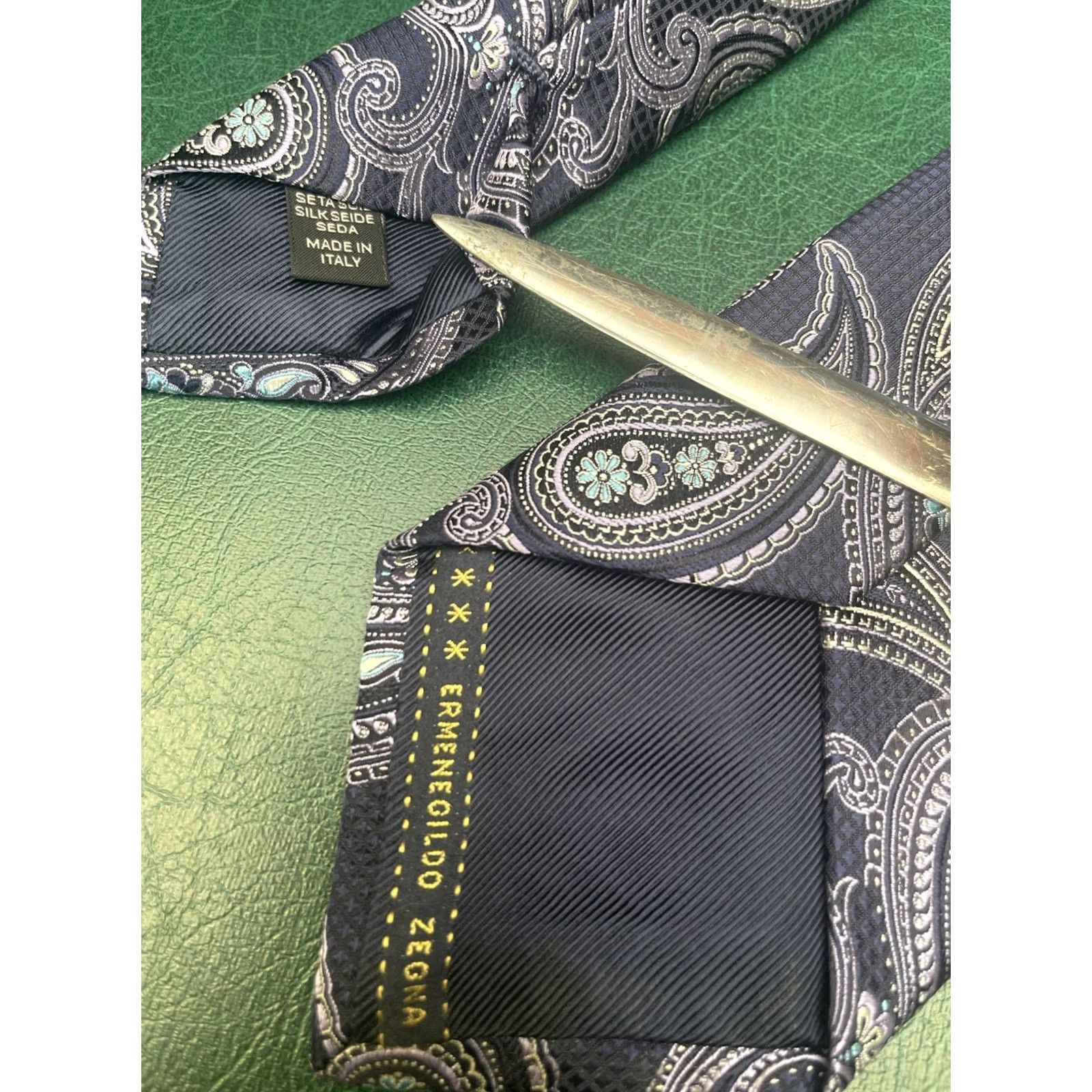 Ermenegildo Zegna Ermenegildo Zegna Tie Purple Silk Paisley Italy Made Luxury 3.5x59” Mens Size ONE SIZE - 3 Thumbnail