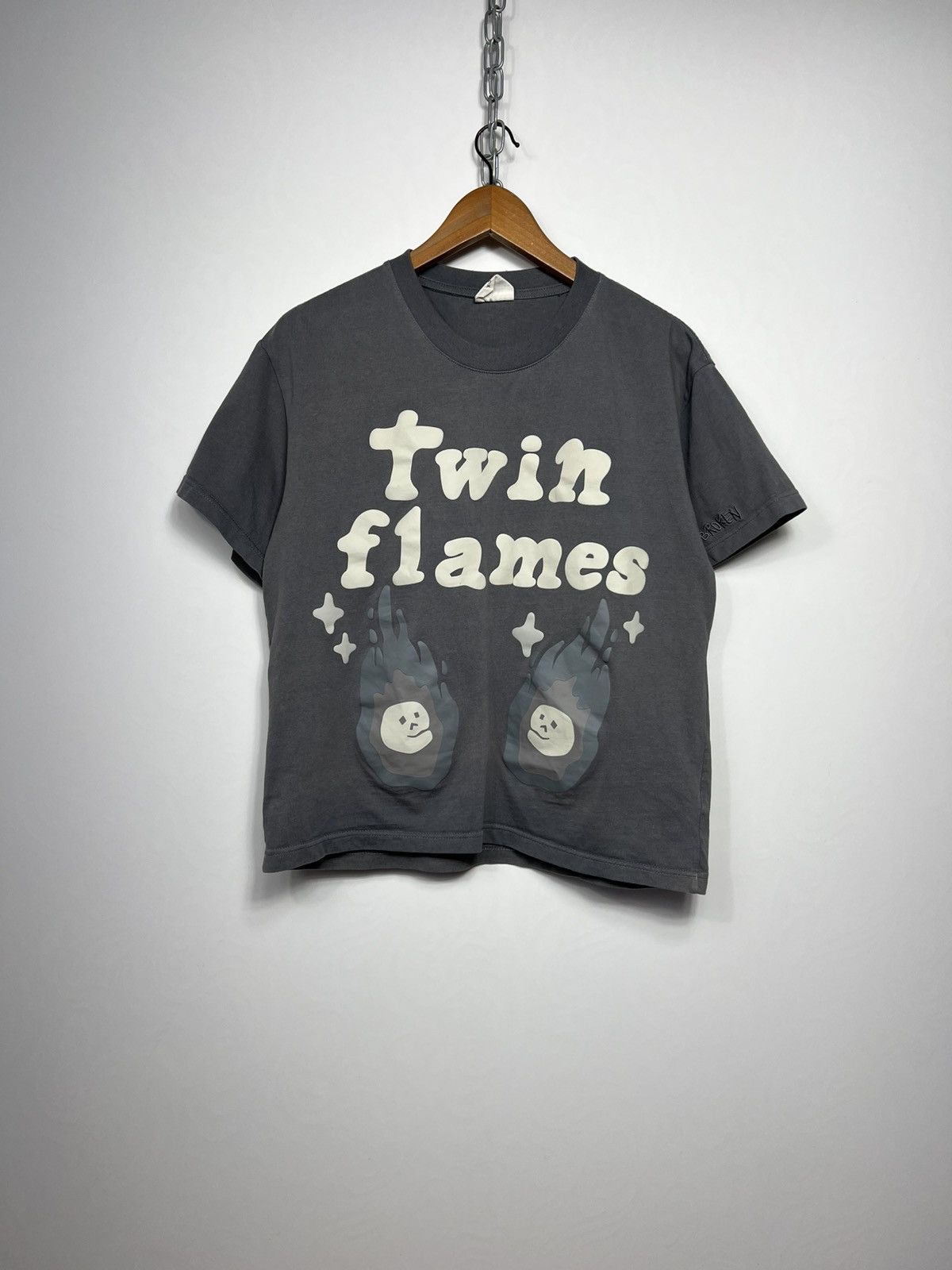 Hypebeast Broken Planet Twin Flames T-Shirt Size Xs Size US XS / EU 42 / 0 - 1 Thumbnail