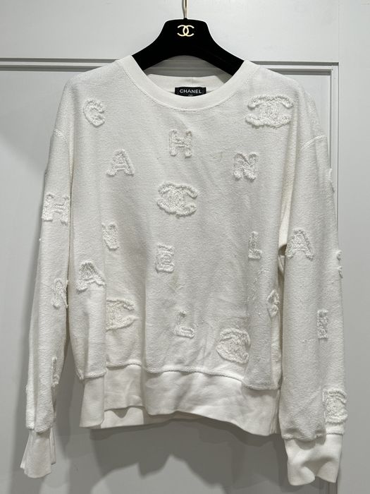 Chanel discount white sweatshirt