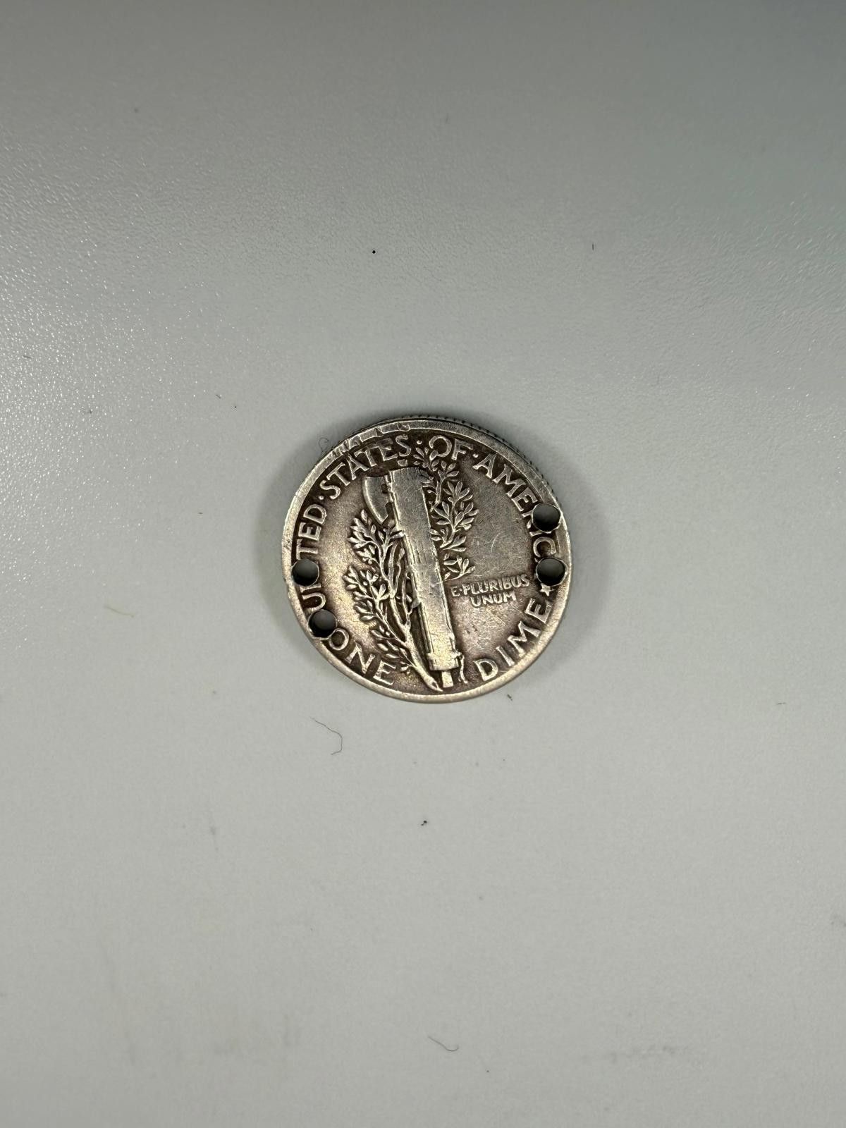 Theory 20's 1925 Drilled Mercury Silver Dime Pendant Size ONE SIZE - 2 Thumbnail