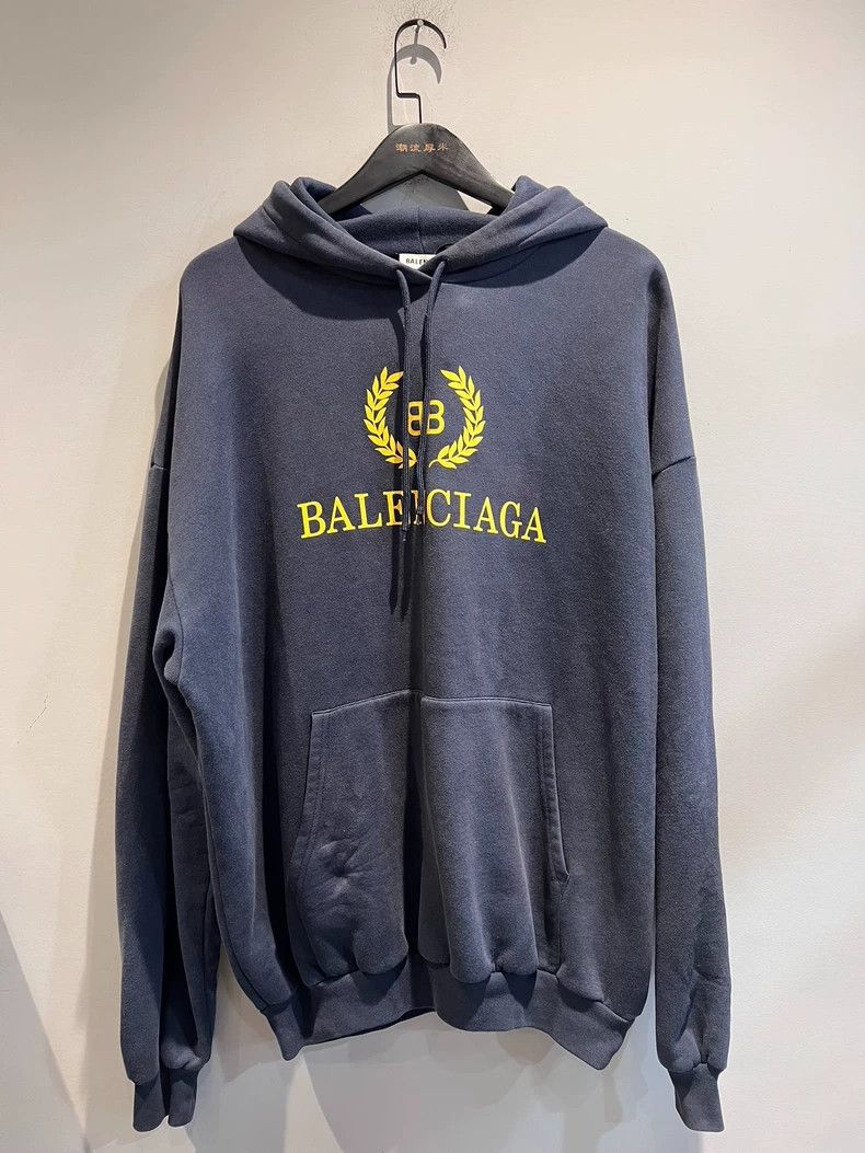 Balenciaga Balenciaga Maisui hoodie sweater Size US XS / EU 42 / 0 - 1 Thumbnail