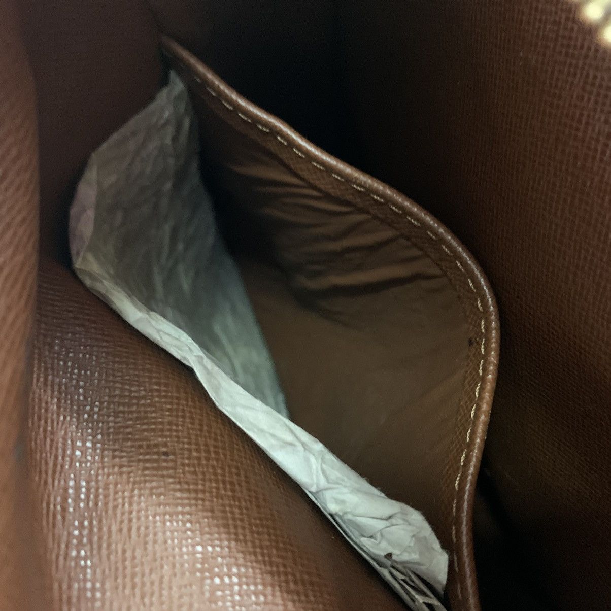Louis Vuitton Louis Vuitton Amazon Monogram Slingbag Size ONE SIZE - 24 Thumbnail