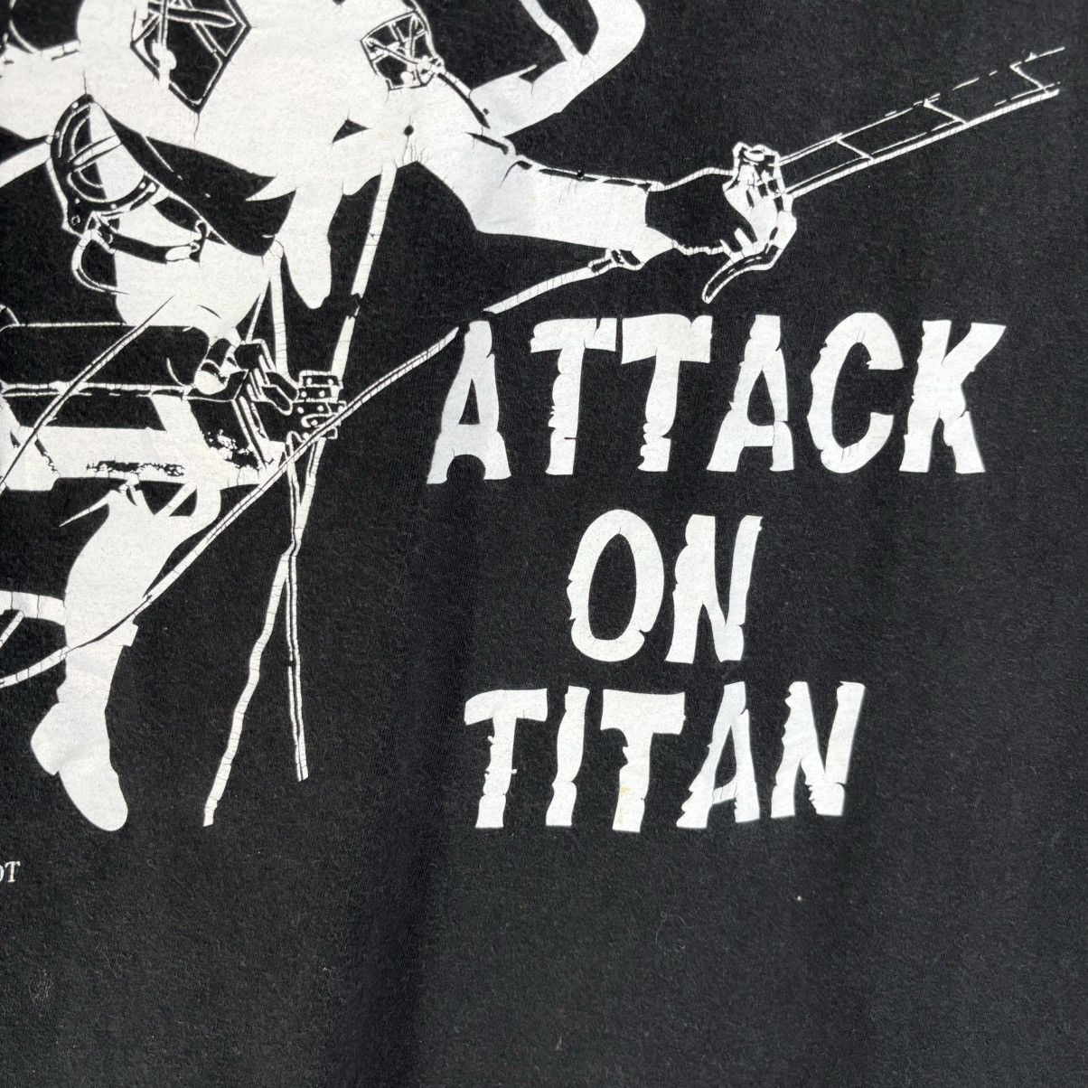 Anime × Vintage Vintage Movie Attack On Titan Japan Anime T-shirt Size US L / EU 52-54 / 3 - 8 Thumbnail