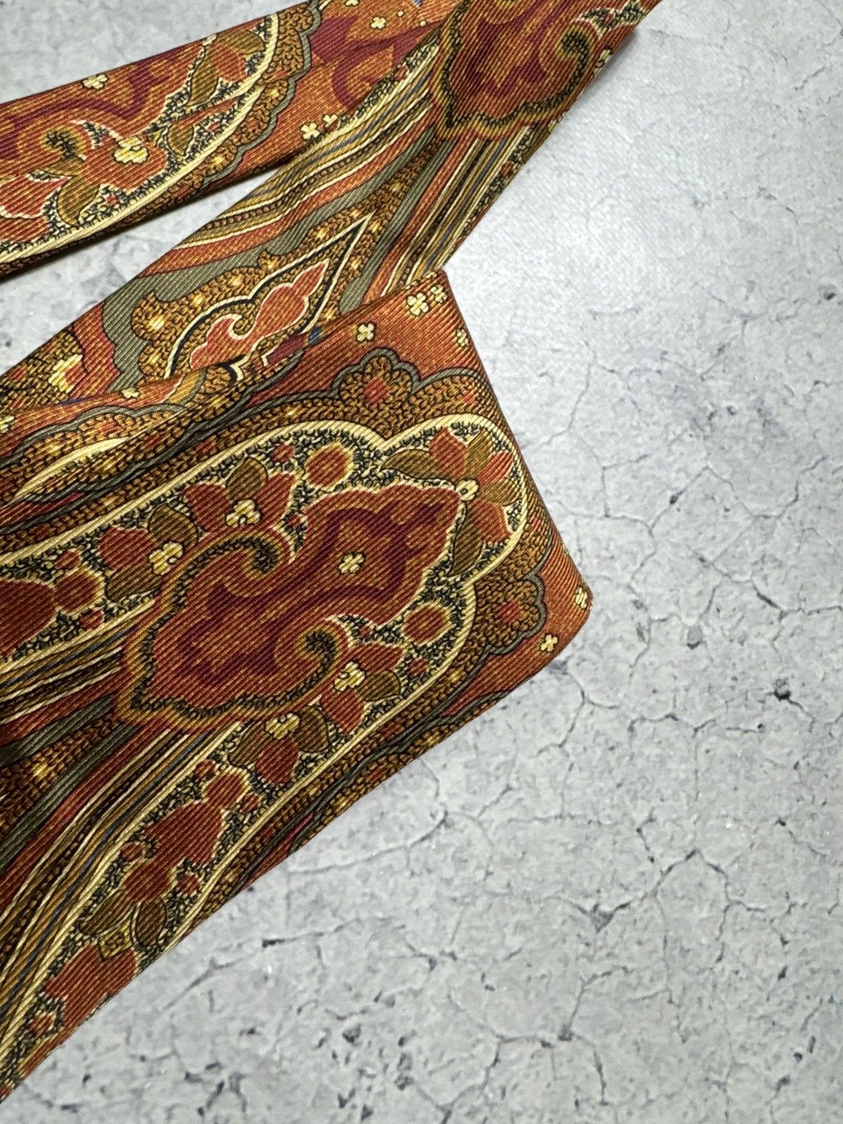 Burberry Burberrys Vintage Luxury Silk Tie Size ONE SIZE - 2 Thumbnail