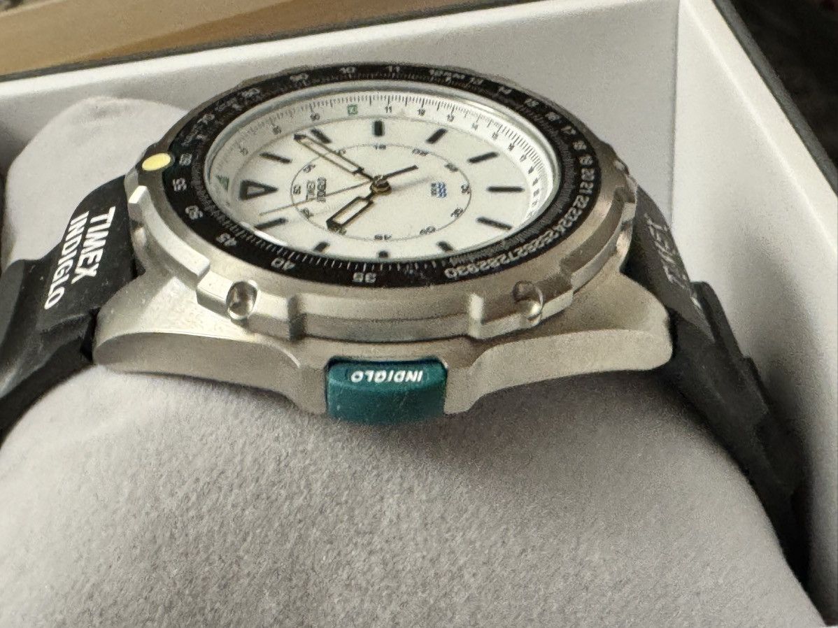 Timex TIMEX 1995 INTREPID REISSUE INDIGLO Size 46 - 2 Thumbnail