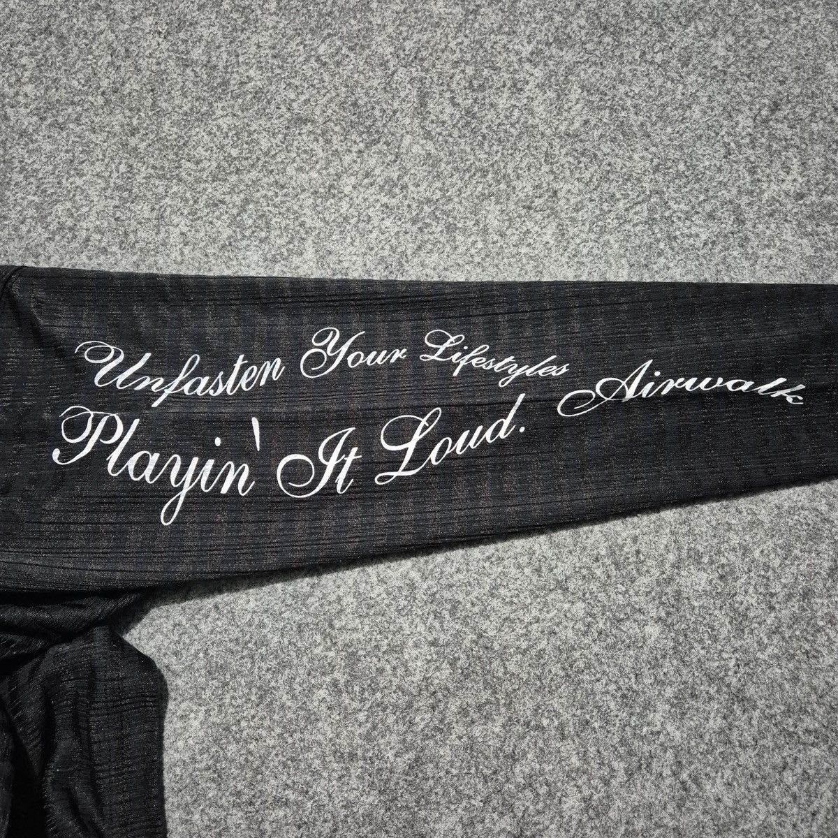 Airwalk Air walk poem long sleeve Size US M / EU 48-50 / 2 - 5 Thumbnail