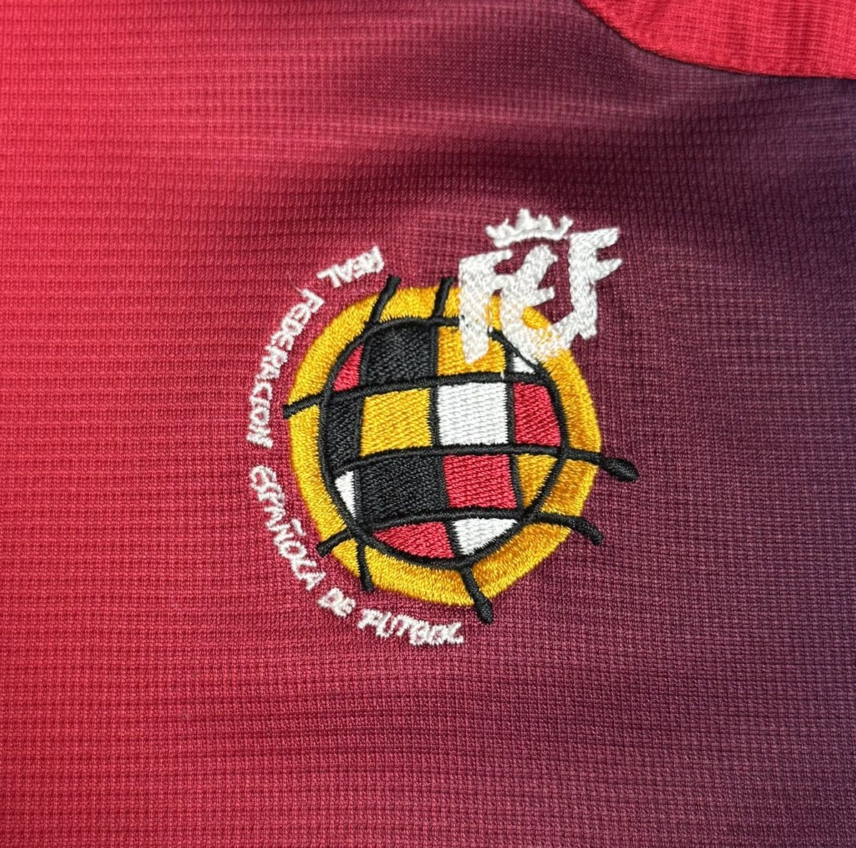 Adidas Spain 2003 2004 2005 Training Shirt Soccer Jersey Adidas Size US M / EU 48-50 / 2 - 8 Thumbnail