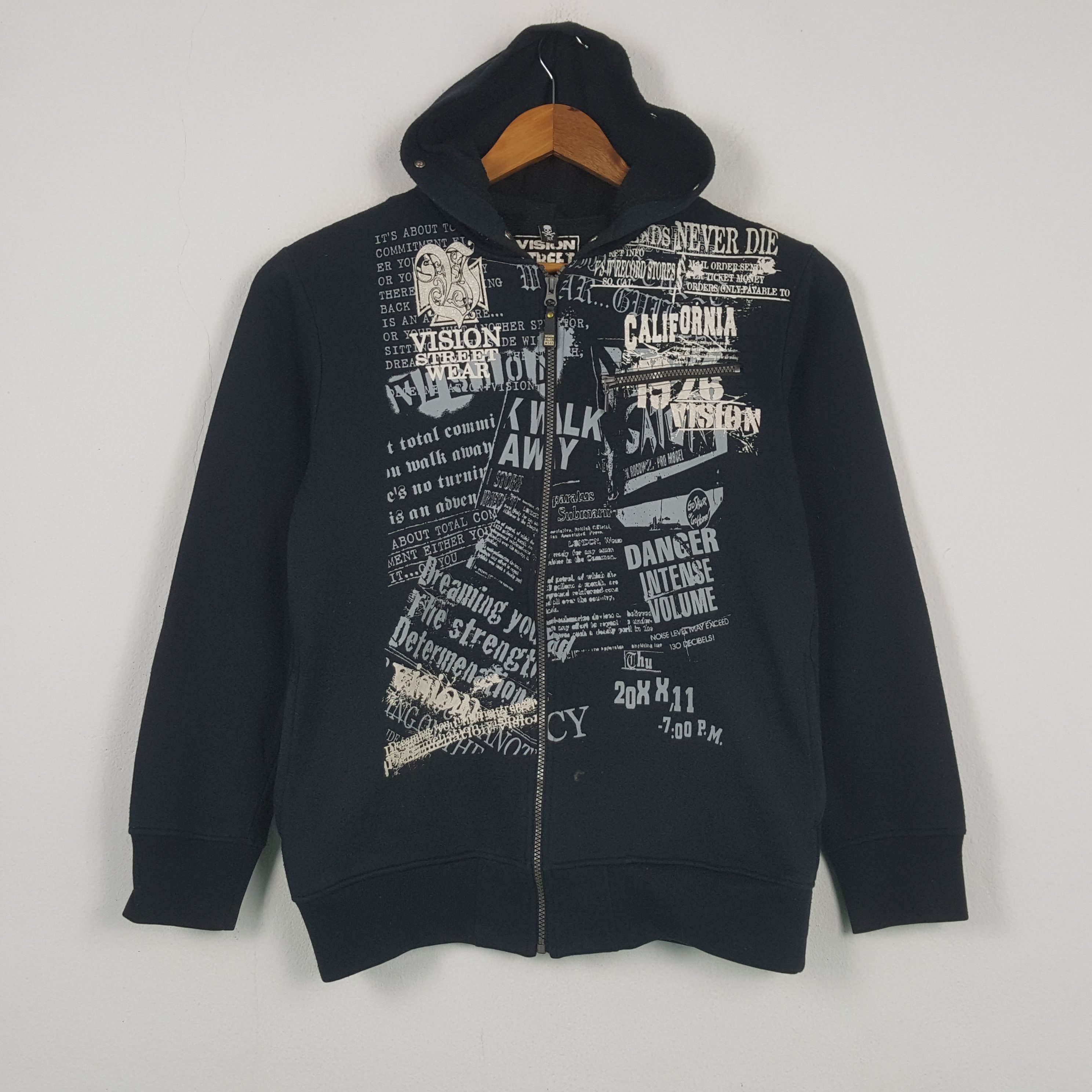 Vintage × Vision Streetwear Vintage VISION STREET WEAR Skateboard Hoodies C295N16 Size US S / EU 44-46 / 1 - 1 Thumbnail