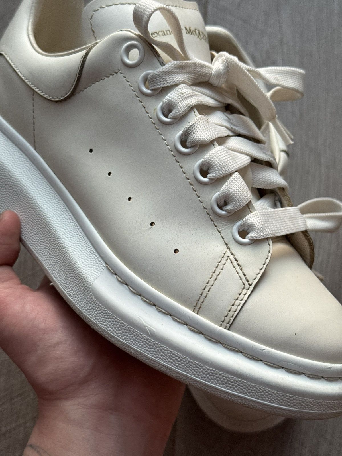 Alexander McQueen Alexander McQueen Oversized Leather White Sneakers Size US 7.5 / EU 40-41 - 4 Thumbnail