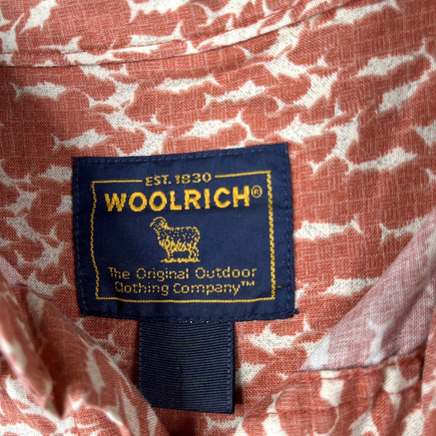 Vintage VINTAGE Woolrich Fish Print Shirt XL Orange Button-Up Short Sleeve Mens Size US XL / EU 56 / 4 - 4 Thumbnail