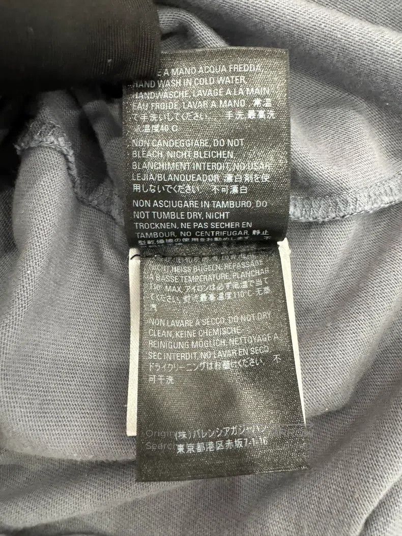 Balenciaga Balenciaga Grey Portrait Printed Logo Short Sleeve Size US S / EU 44-46 / 1 - 7 Thumbnail