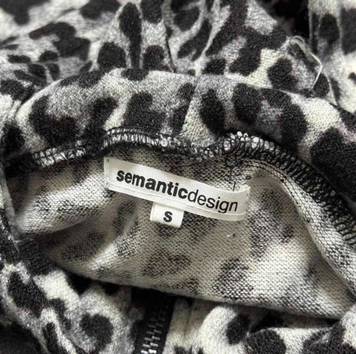 semanticdesign Snow leopard print knit zip up Size US S / EU 44-46 / 1 - 3 Thumbnail