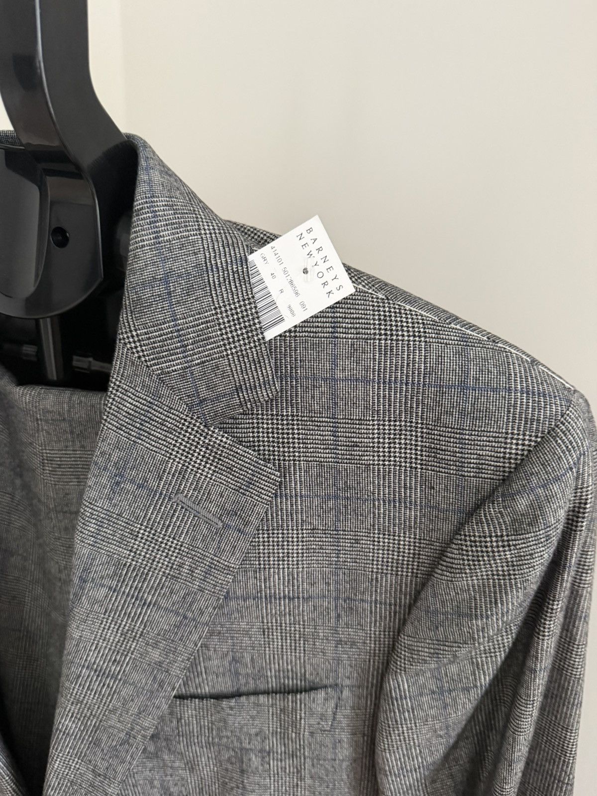 Ermenegildo Zegna Ermenegildo Zegna Gray Plaid 2-Piece Suit Size 40R US /50 IT Size 40R - 2 Thumbnail