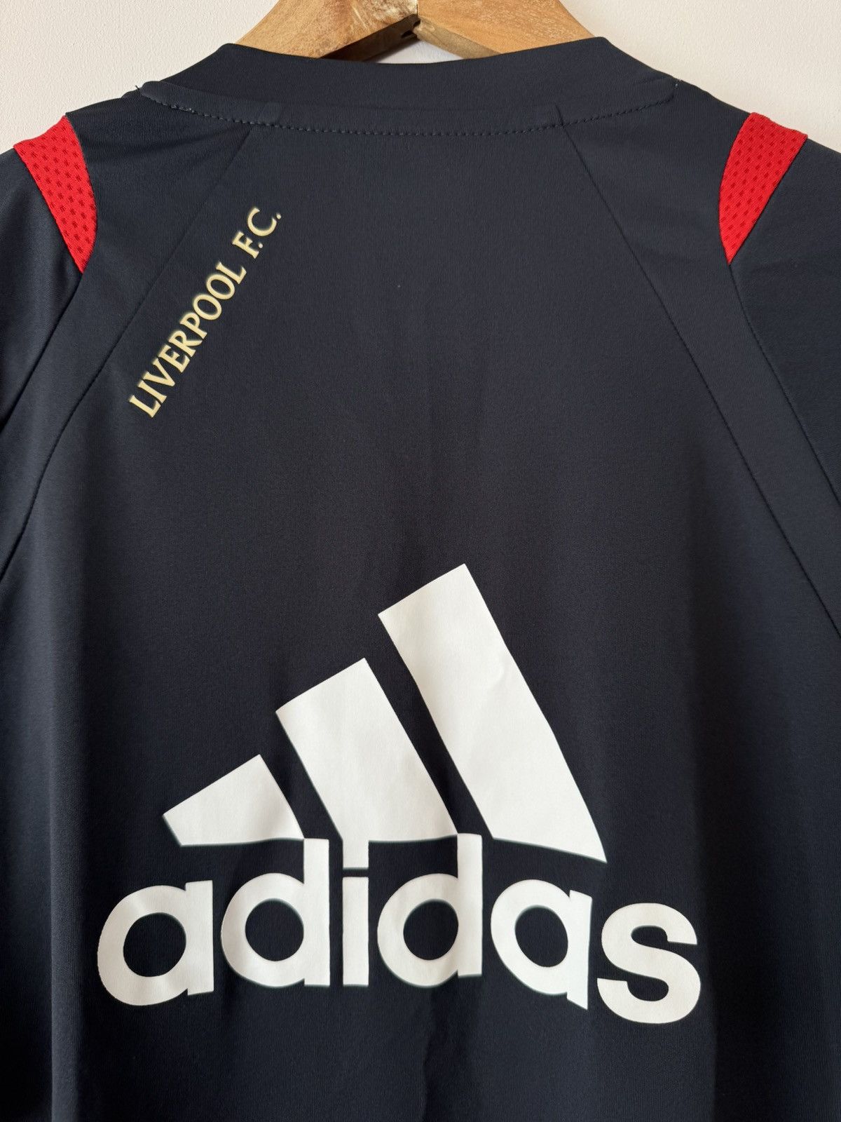 Adidas Vintage Liverpool 2009-2010 Soccer Training Jersey Shirt Kit Size US L / EU 52-54 / 3 - 10 Thumbnail