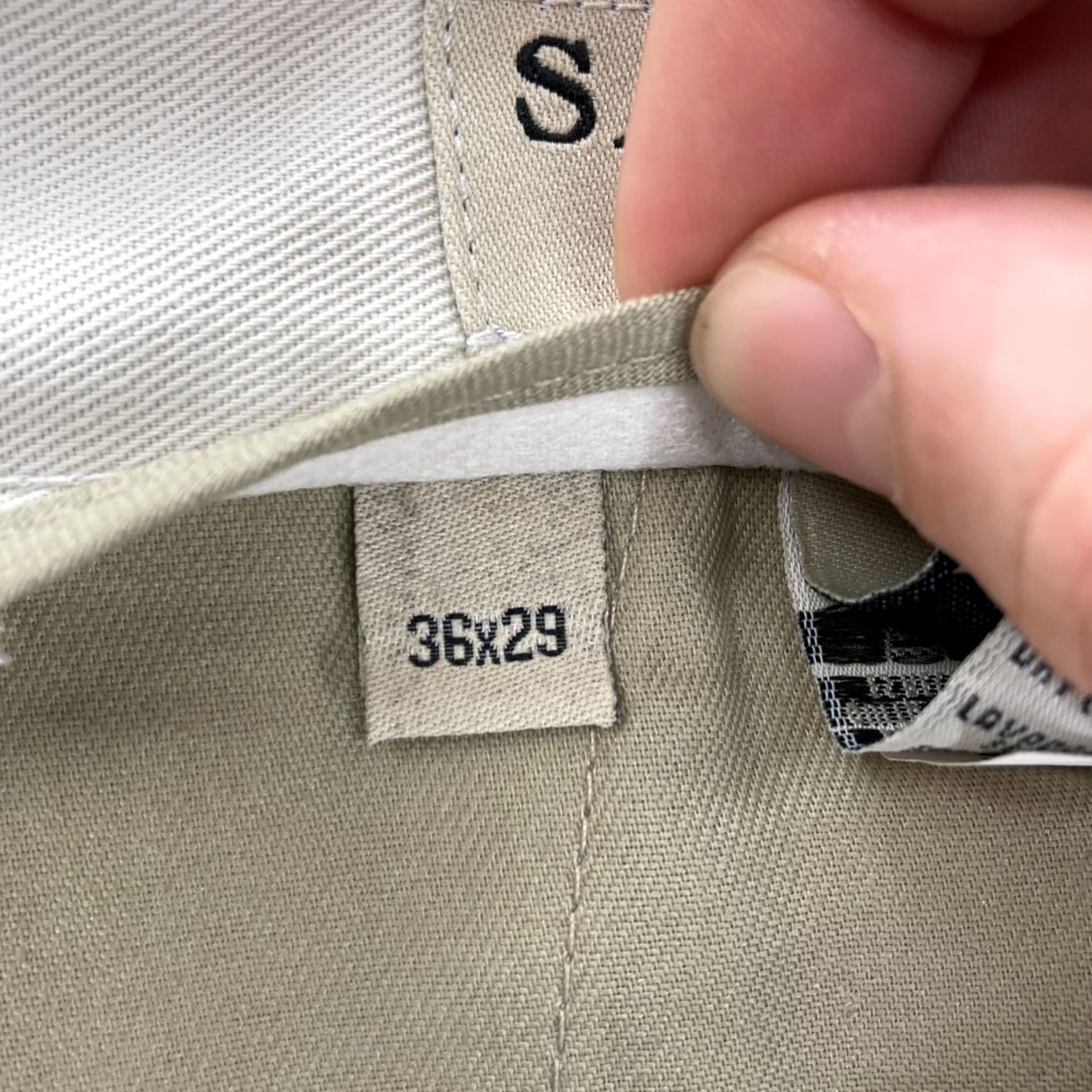 Savane Savane Khaki Pants Mens 36x29 Gray Pleated Classic Tapered Leg Wrinkle Resist Size US 36 / EU 52 - 6 Thumbnail