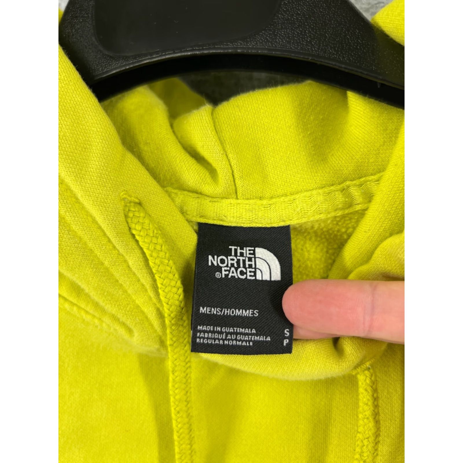 The North Face VINTAGE? No. The North Face Sweater Mens Small Green Pullover Hoodie with Pockets Cotton Crew Neck—Regular Fit, 3-Season Comfort, Green Mens Hoodie Size US S / EU 44-46 / 1 - 7 Thumbnail
