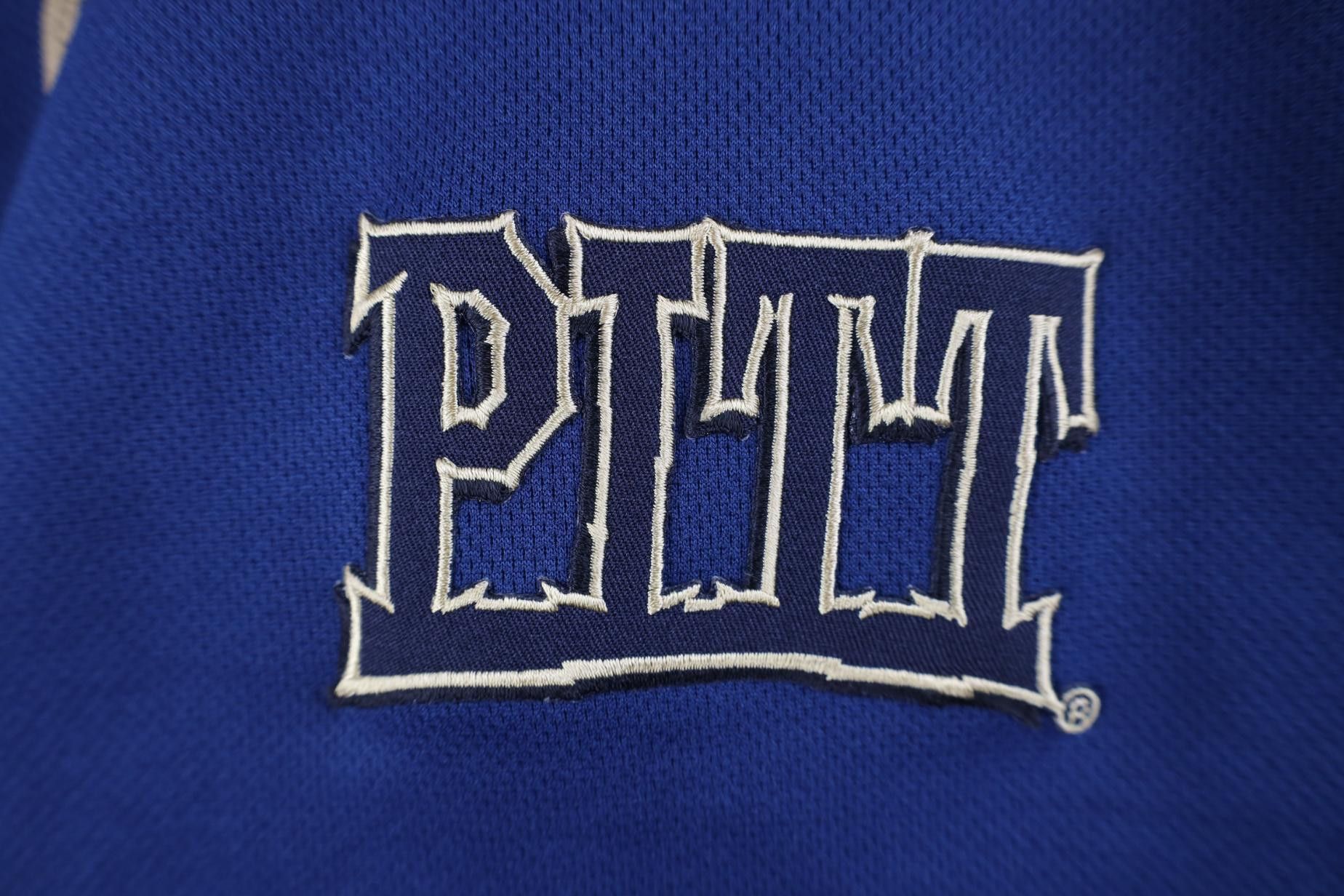 Vintage Vintage 90s Y2K University of Pittsburgh Jersey Shirt Size US L / EU 52-54 / 3 - 4 Thumbnail