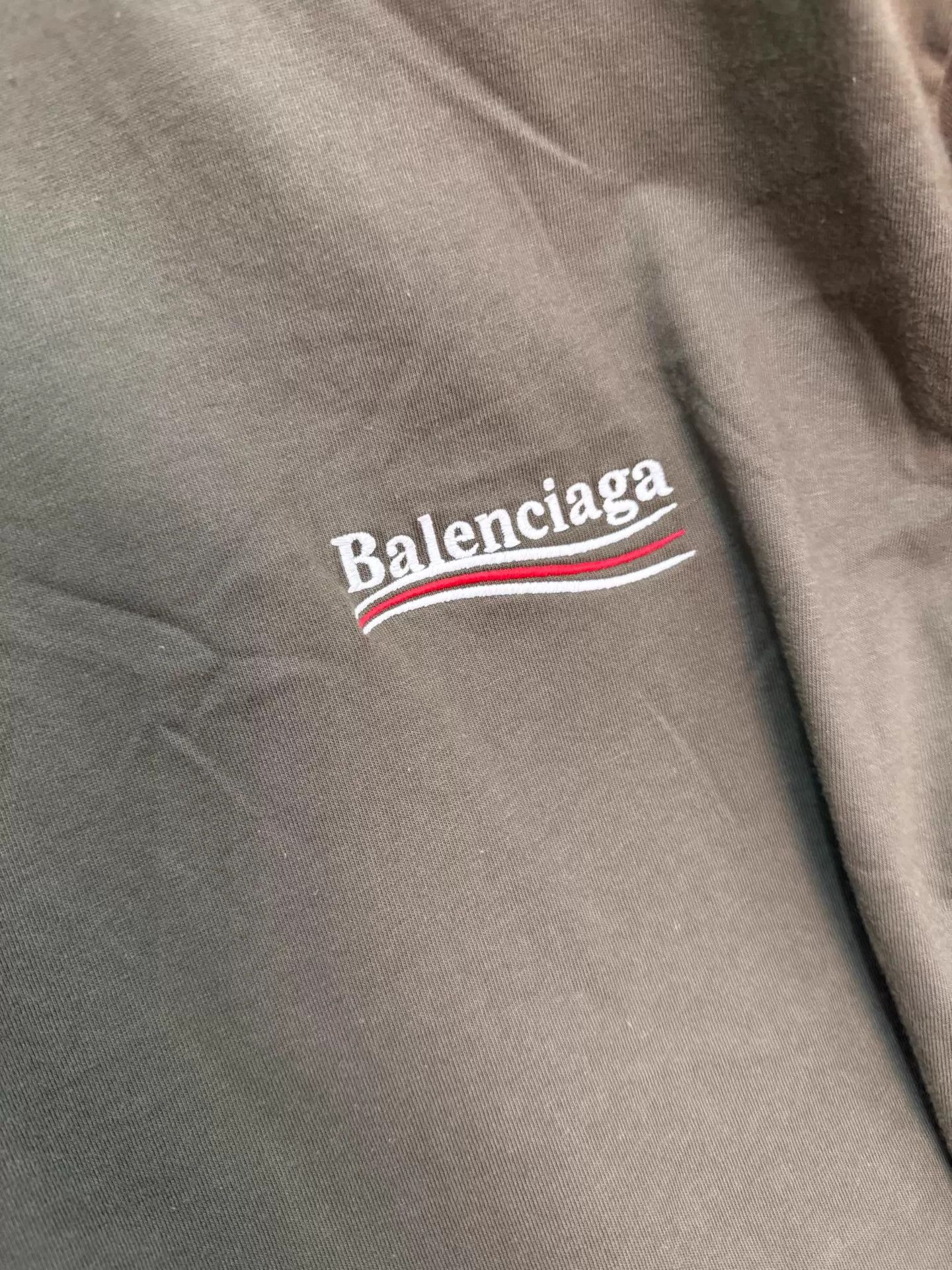 Balenciaga Balenciaga XS (L) T-Shirt Worn Twice Embroidered Logo Size US XS / EU 42 / 0 - 3 Thumbnail