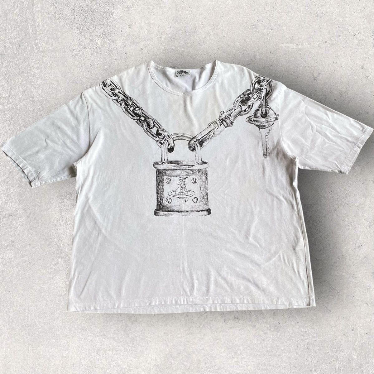 Vivienne Westwood Padlock and Chain Oversize T shirt Size US L / EU 52-54 / 3 - 1 Thumbnail