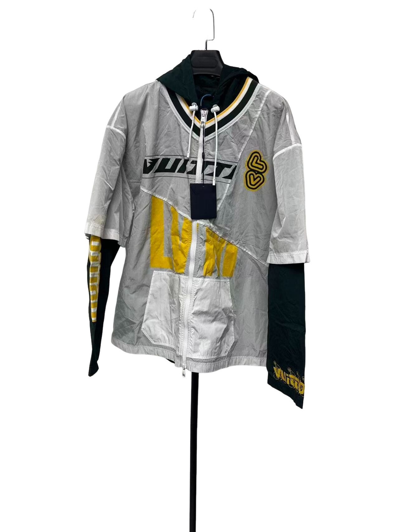 Louis Vuitton Louis Vuitton Graphic Print Hooded Jacket 48 Size US M / EU 48-50 / 2 - 1 Thumbnail