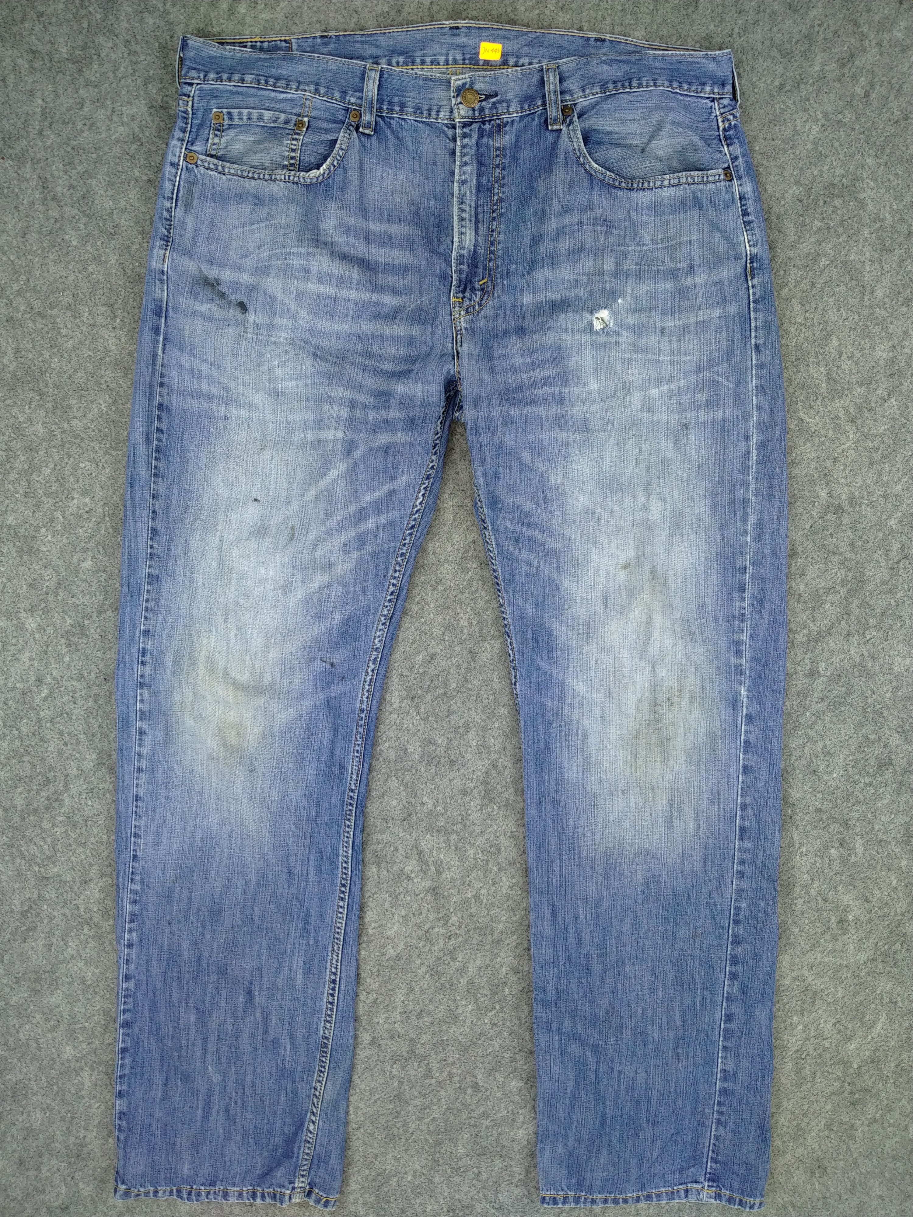 Levi's Vintage Clothing Blue Distressed Vintage Levi's 559 Denim 40x33.5 -JN445 Size US 40 / EU 56 - 1 Thumbnail