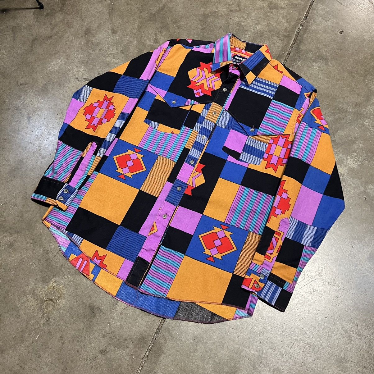 Vintage × Wrangler Vintage 80s Wrangler Brushpopper Cowboy Cut Aztec Button Up Size US L / EU 52-54 / 3 - 2 Thumbnail