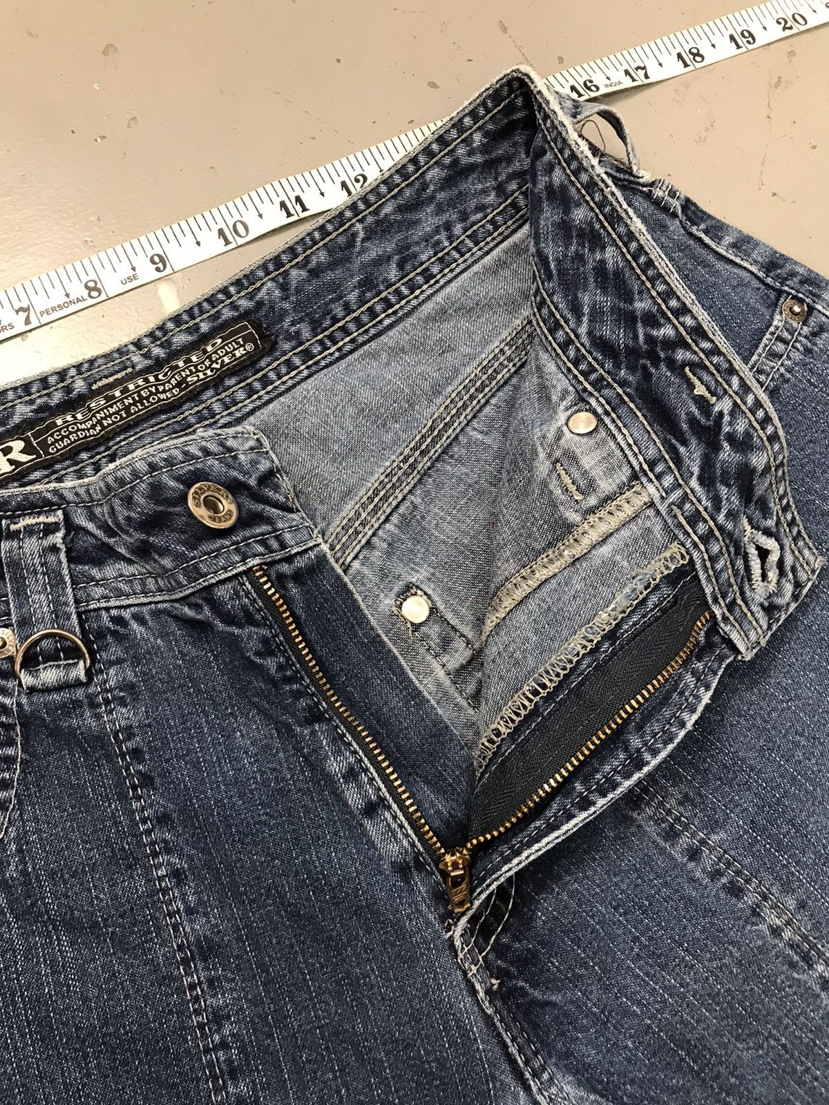 Restricted × Silver Jeans Co. × Vintage Vintage restricted silver jeans big pocket bootcut denim Size 30" / US 8 / IT 44 - 7 Thumbnail