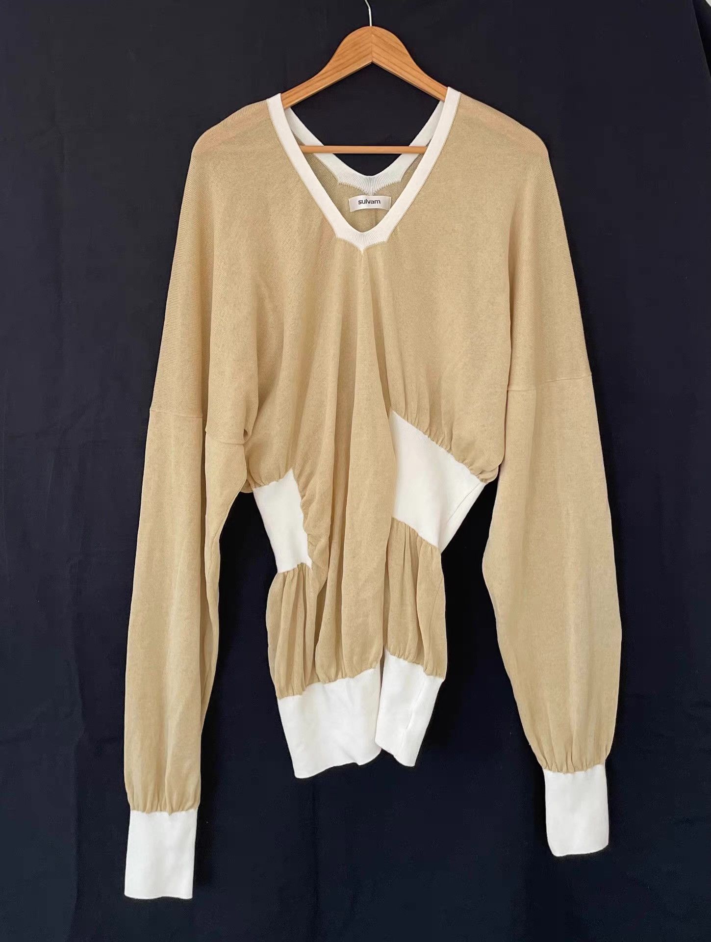 Sulvam Sulvam 20SS Men's V-neck Waist-twisted Knit Sweater Ｑ21 Size US M / EU 48-50 / 2 - 1 Thumbnail