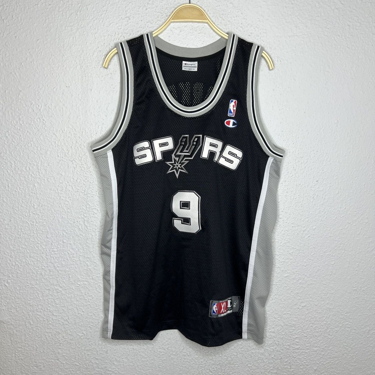Champion × NBA × Vintage 1990’s Champion Spurs Parker 9 nba jersey San Antonio Size US XL / EU 56 / 4 - 1 Thumbnail