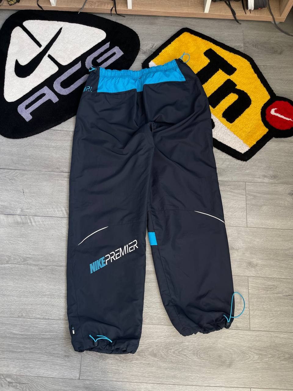 Nike × Streetwear × Vintage nike premier rare baggy fit nylon track pants Size US 36 / EU 52 - 11 Thumbnail