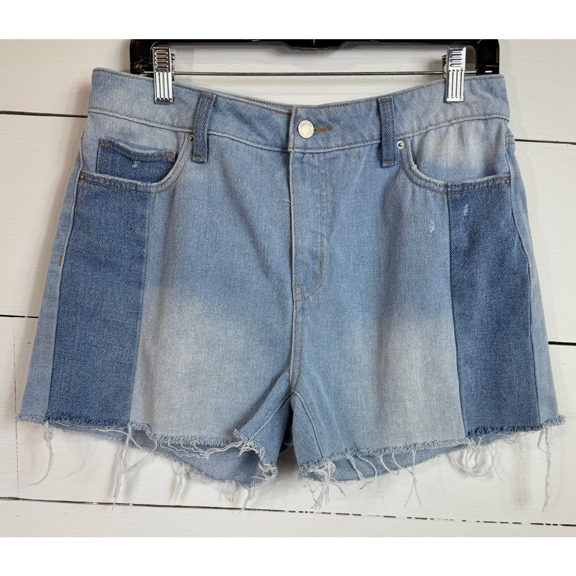 Other Time and Tru Denim Shorts Women's Size 10 Size 32" / US 10 / IT 46 - 1 Thumbnail
