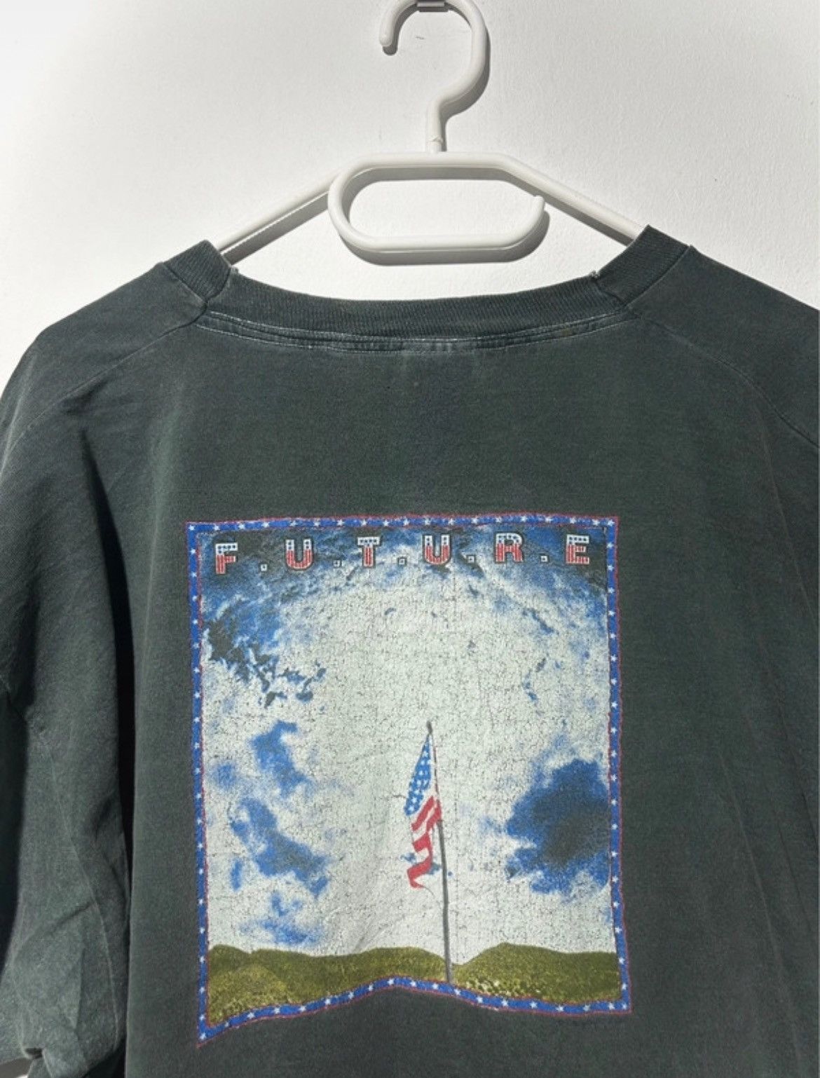 Fruit Of The Loom × Vintage Vintage Fruit of The Loom shirt very rare y2k skate 90’ 00’ Size US L / EU 52-54 / 3 - 6 Thumbnail