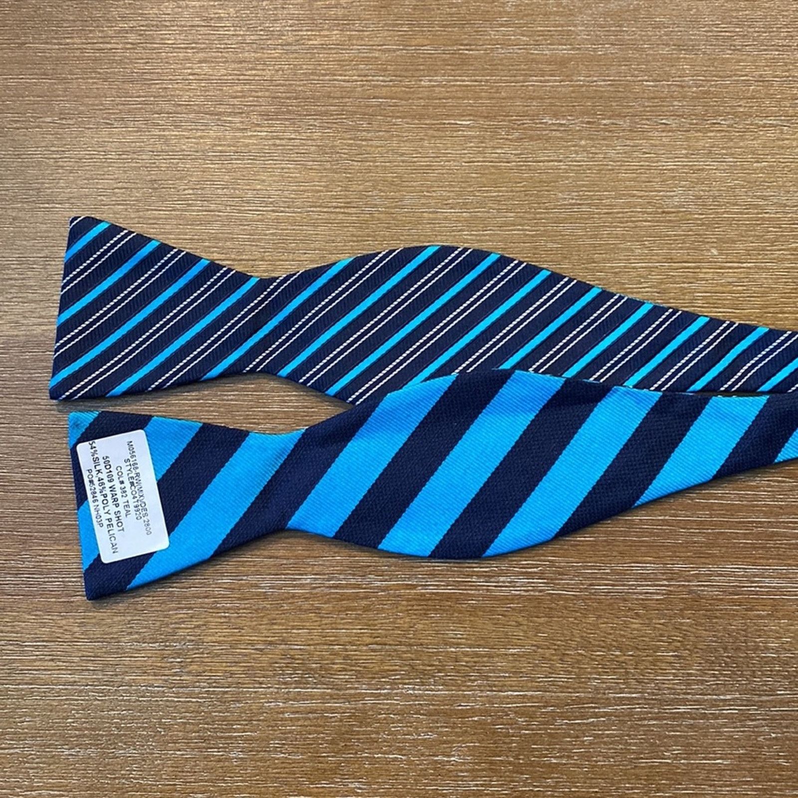 Countess Mara Countess Mara teal blue silk blend bow tie special occasion Size ONE SIZE - 1 Thumbnail