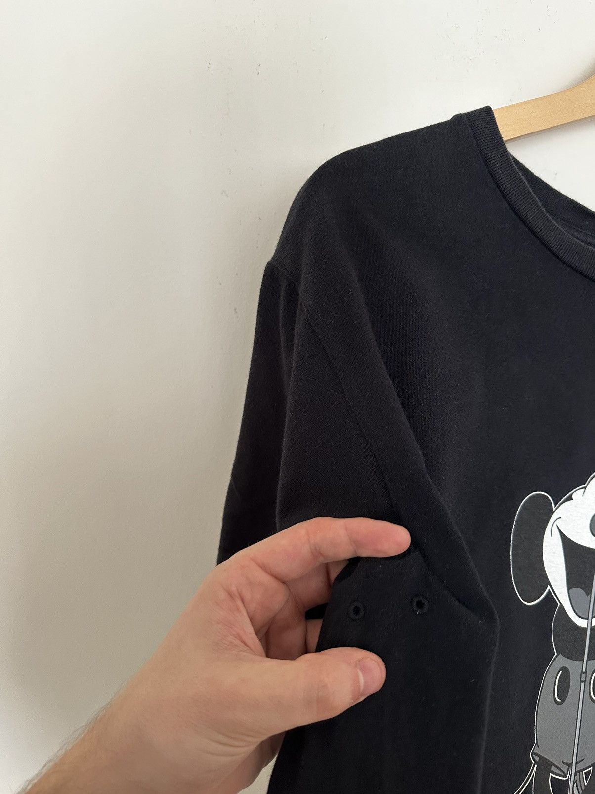 Number (N)ine × Vintage Number (N)ine Rare Mickey Singing Black Tee size 4 Size US L / EU 52-54 / 3 - 9 Thumbnail