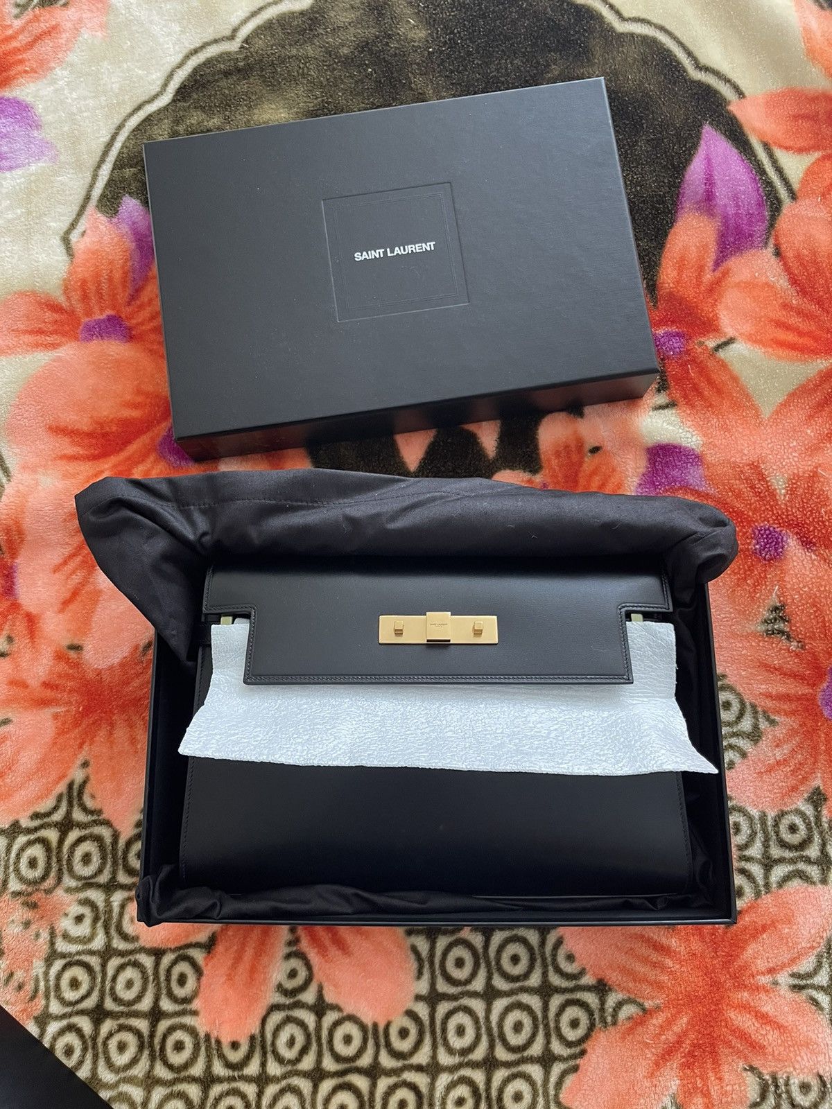 Yves Saint Laurent Yves Saint Laurent Size ONE SIZE - 1 Thumbnail