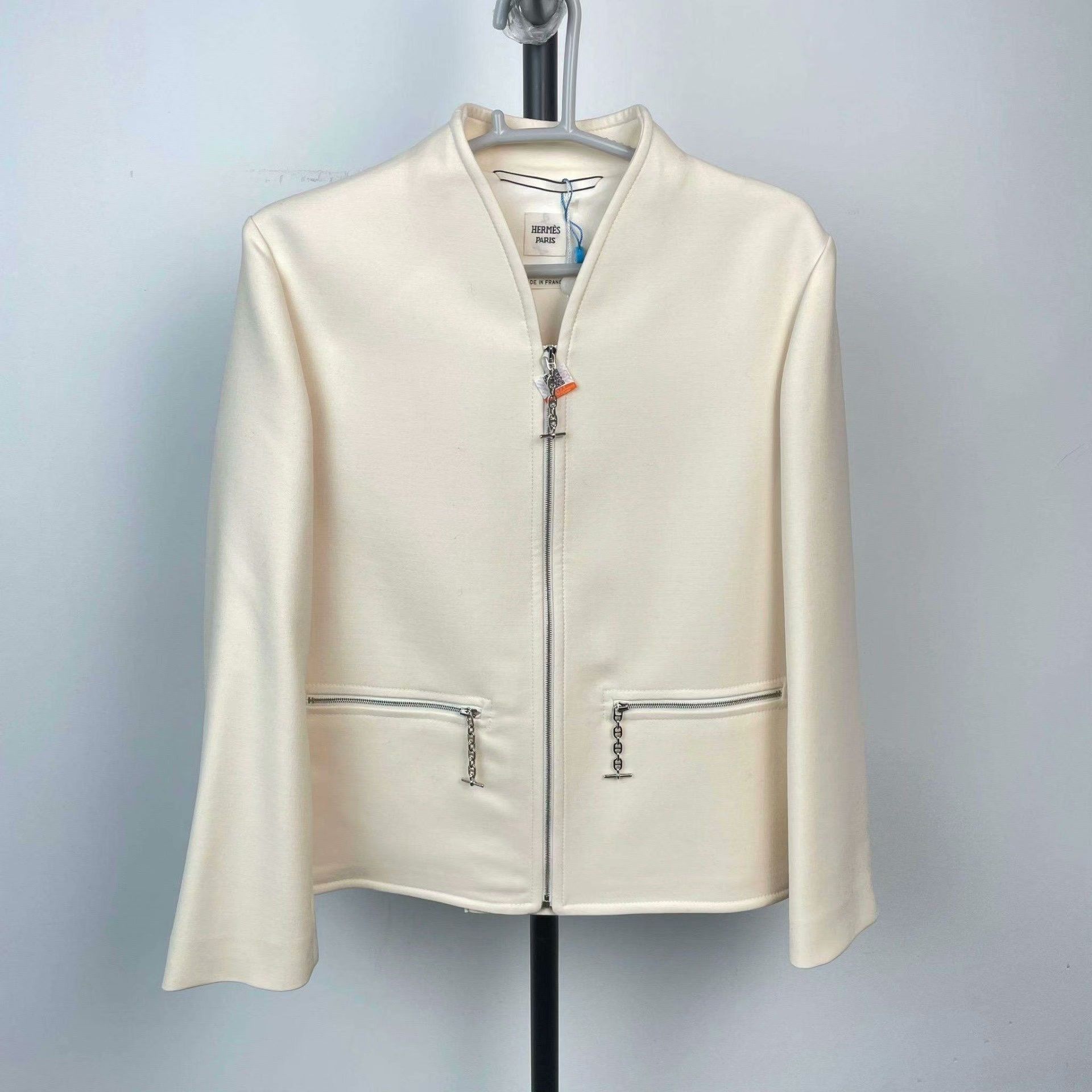Hermes Hermes Formal Wool White Jacket M Women Size M / US 6-8 / IT 42-44 - 1 Thumbnail