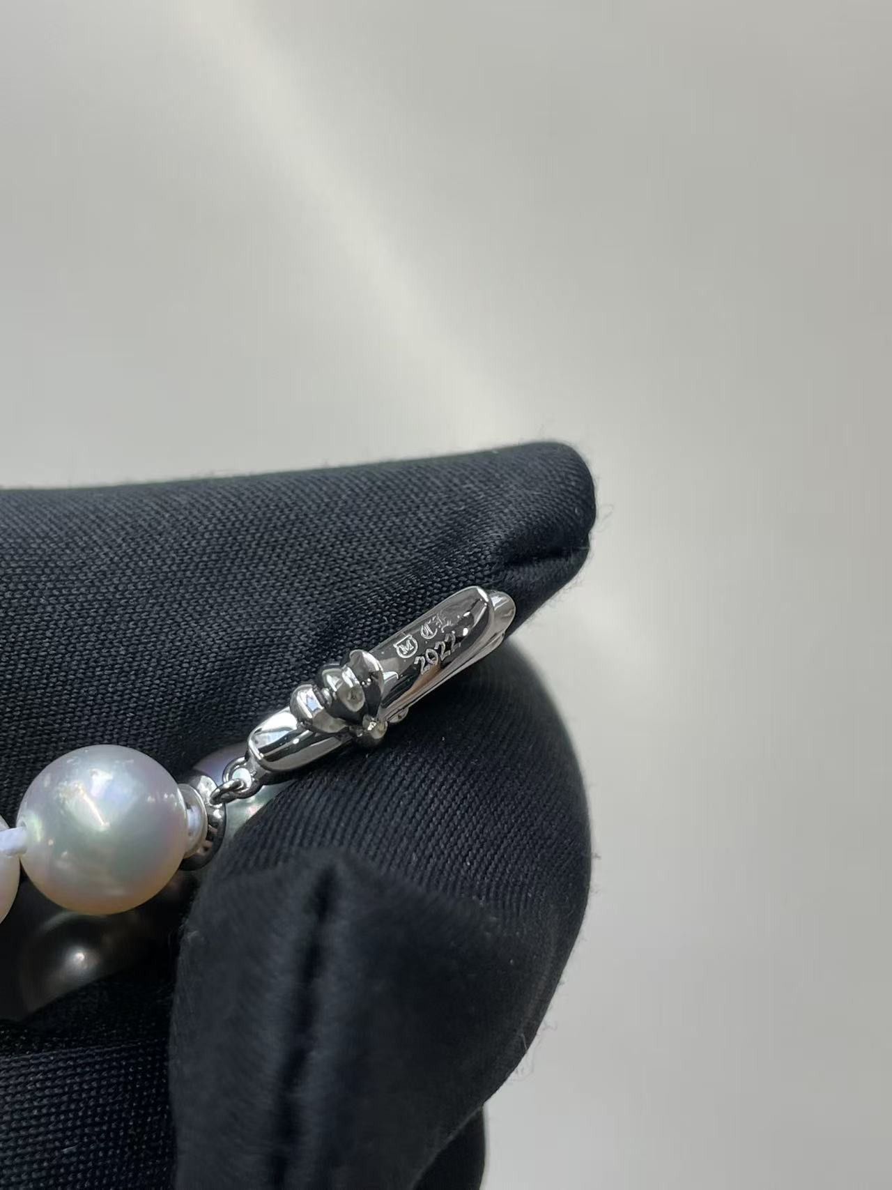 Chrome Hearts Chrome Hearts Mikimoto White Pearl Bracelet Size ONE SIZE - 13 Thumbnail