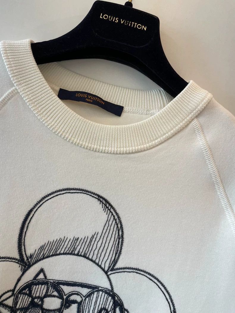 LOUIS VUITTON FOREVER スウェット Louis Vuitton Forever Vivienne Logo Sweater – Savonches