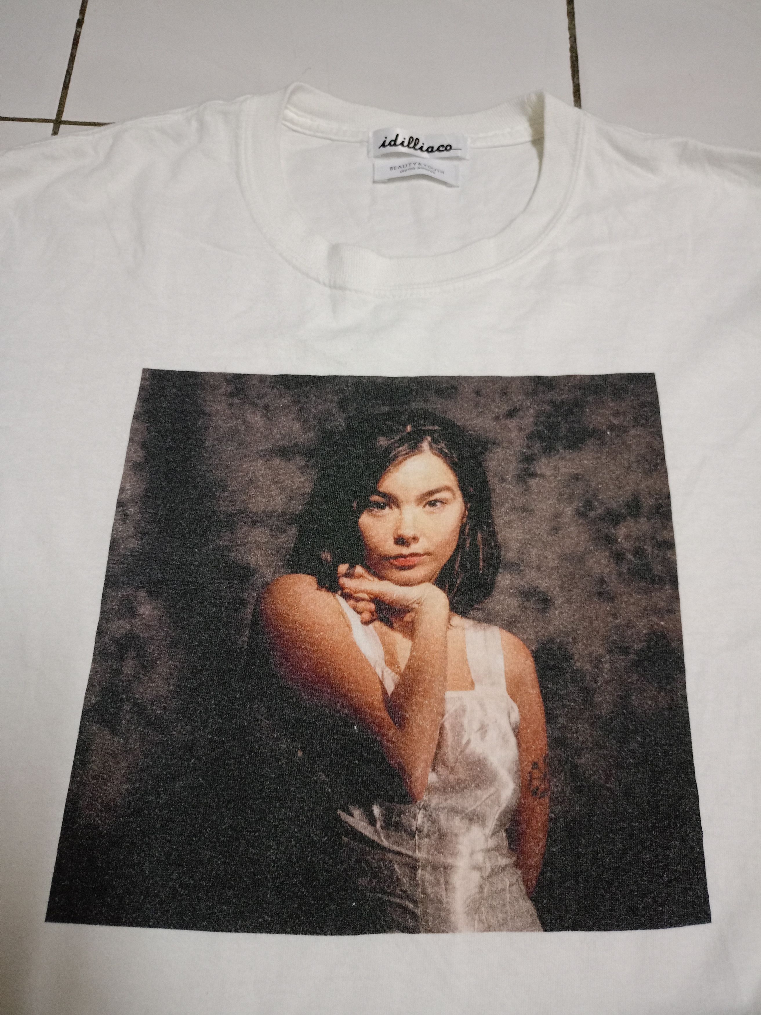 BEAUTY&YOUTH × Japanese Brand Bjork photo tee shirts Size US L / EU 52-54 / 3 - 2 Thumbnail
