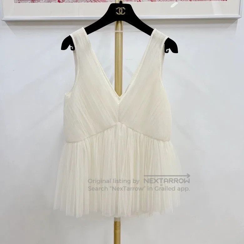 Brunello Cucinelli Brunello Cucinelli White Mesh V-Neck Top. Size US M / EU 48-50 / 2 - 1 Thumbnail
