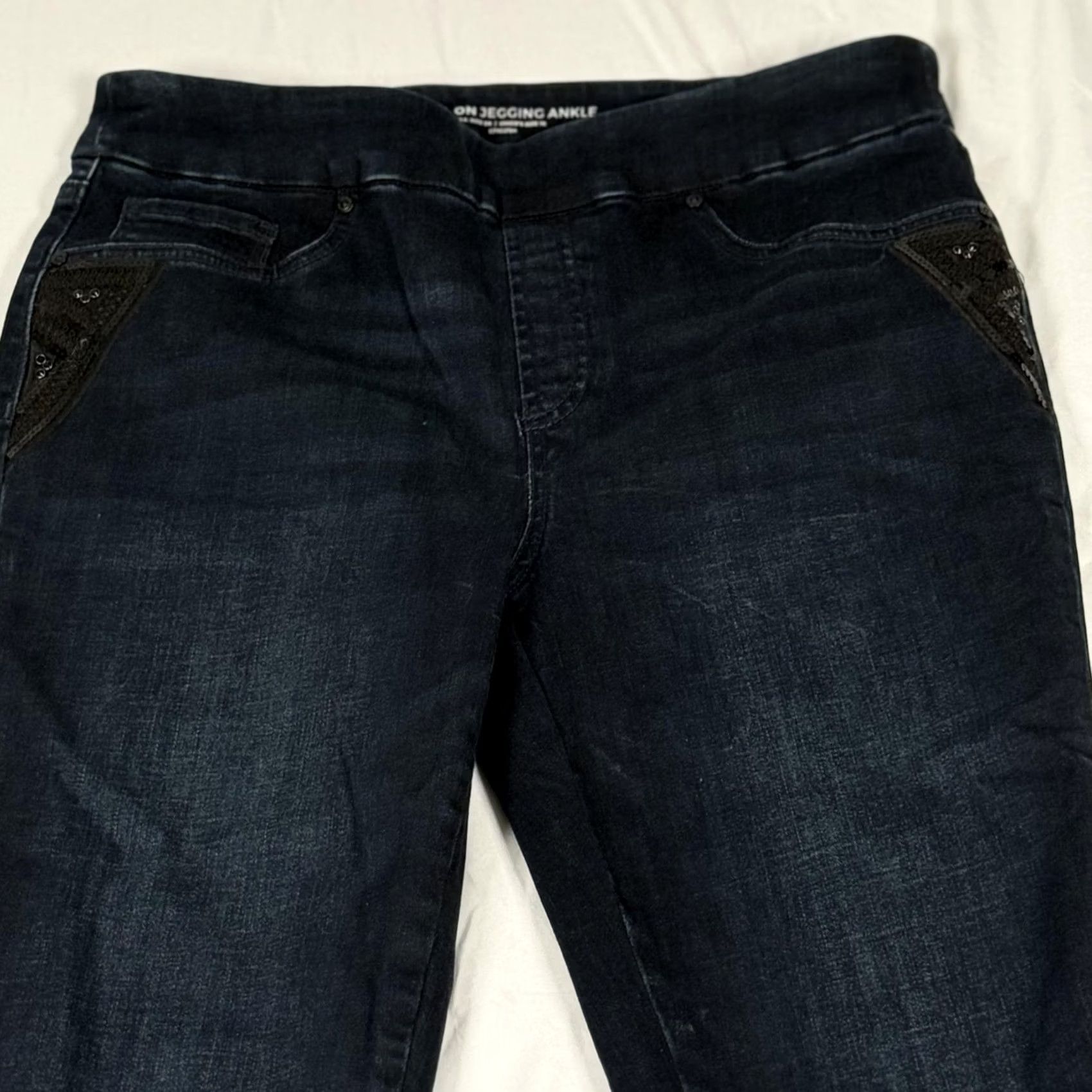 Vintage Chicos Womens Jegging Jeans 8R Dark Wash Sequin Crop Embellished Size 30" / US 8 / IT 44 - 3 Thumbnail