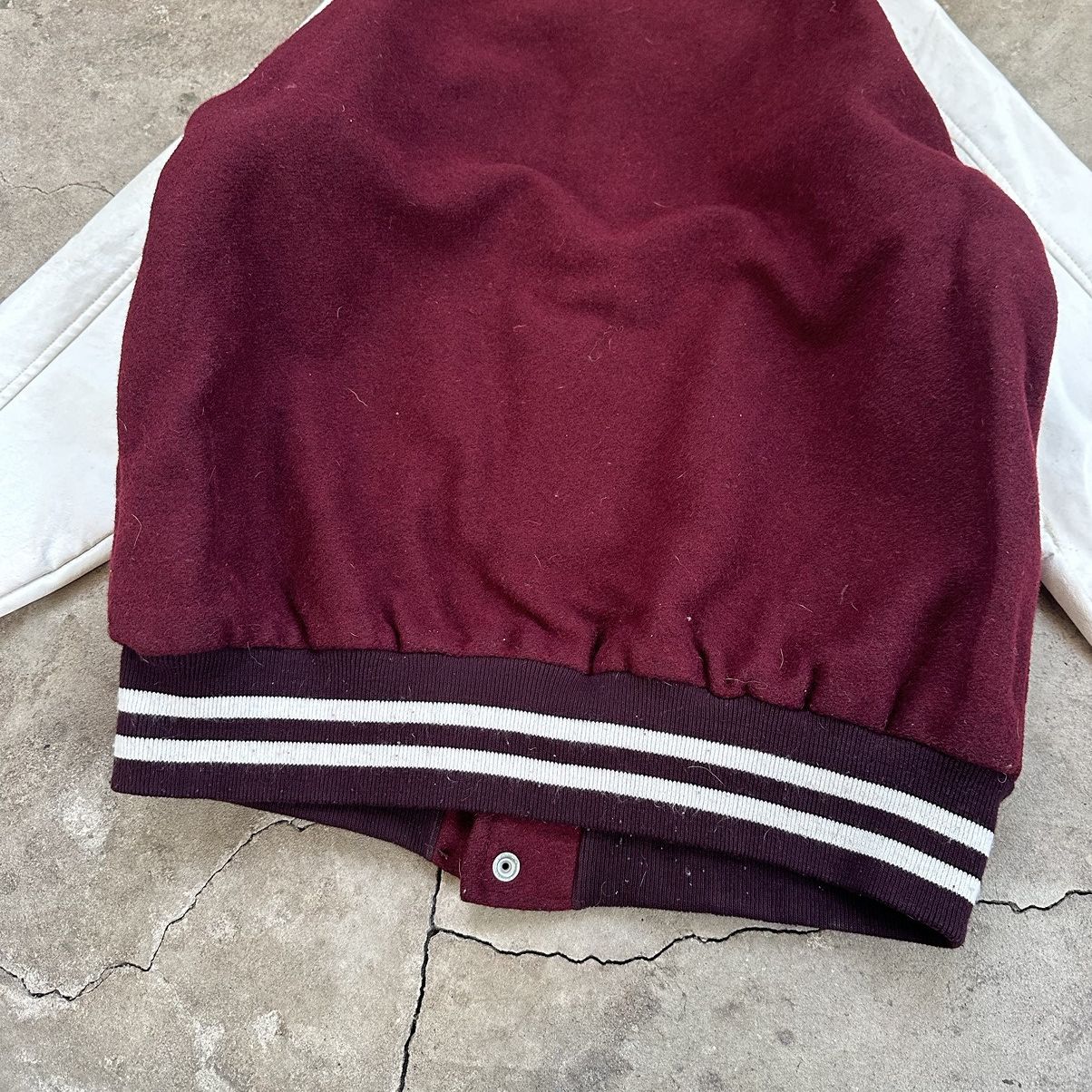 Vintage Authentic Vintage 80s Maverick USA M Leather Varsity Jacket Size US L / EU 52-54 / 3 - 10 Thumbnail