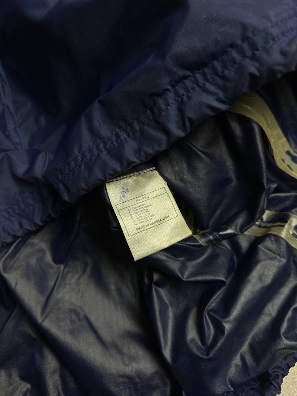 Nike × Vintage Vintage Nike Swoosh Nylon Hooded Jacket Y2K L Size US L / EU 52-54 / 3 - 7 Thumbnail