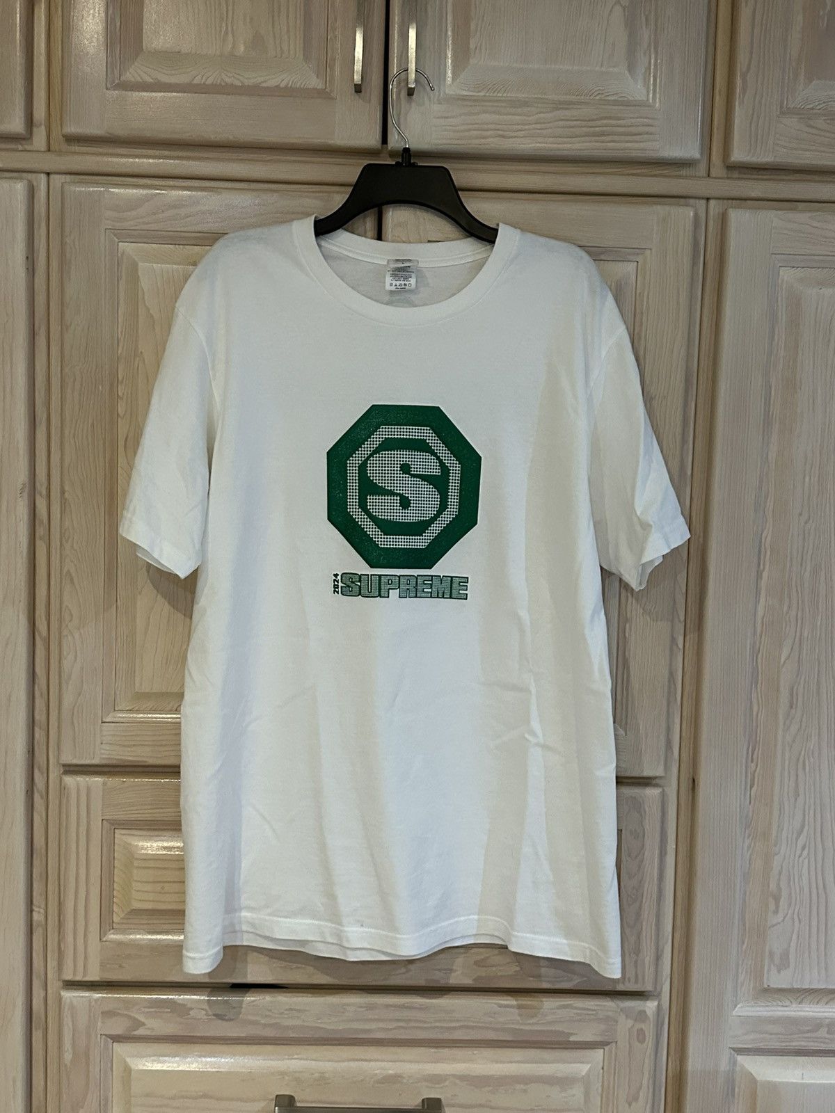 Supreme Supreme white green glitter forever outshine t shirt Size US L / EU 52-54 / 3 - 1 Thumbnail