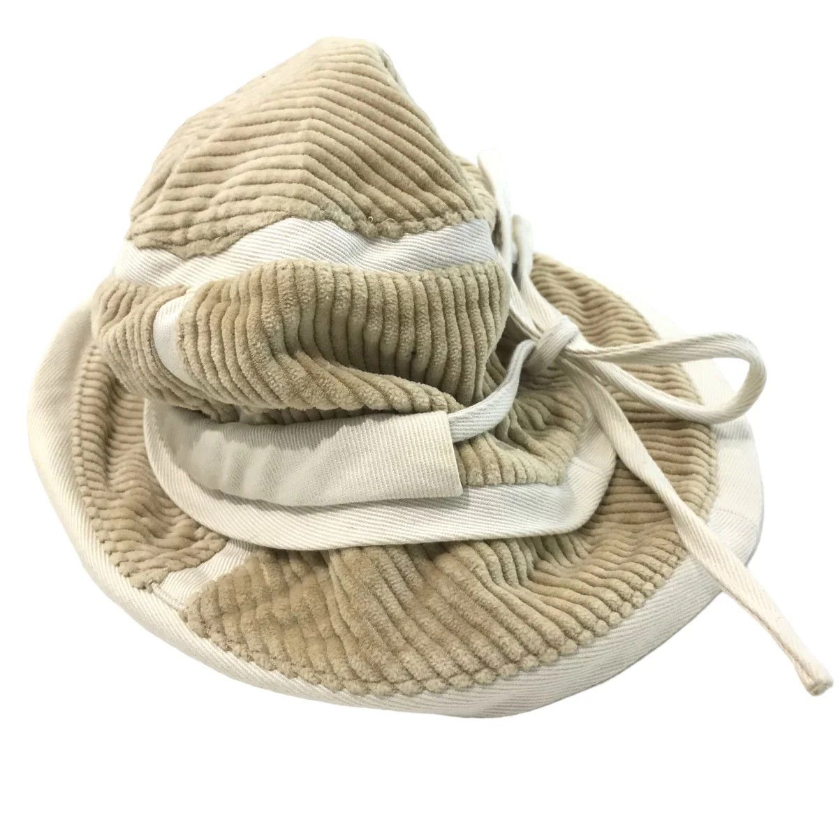 Jacquemus Metal Plated Logo Corduroy Bucket Hat Size ONE SIZE - 4 Thumbnail