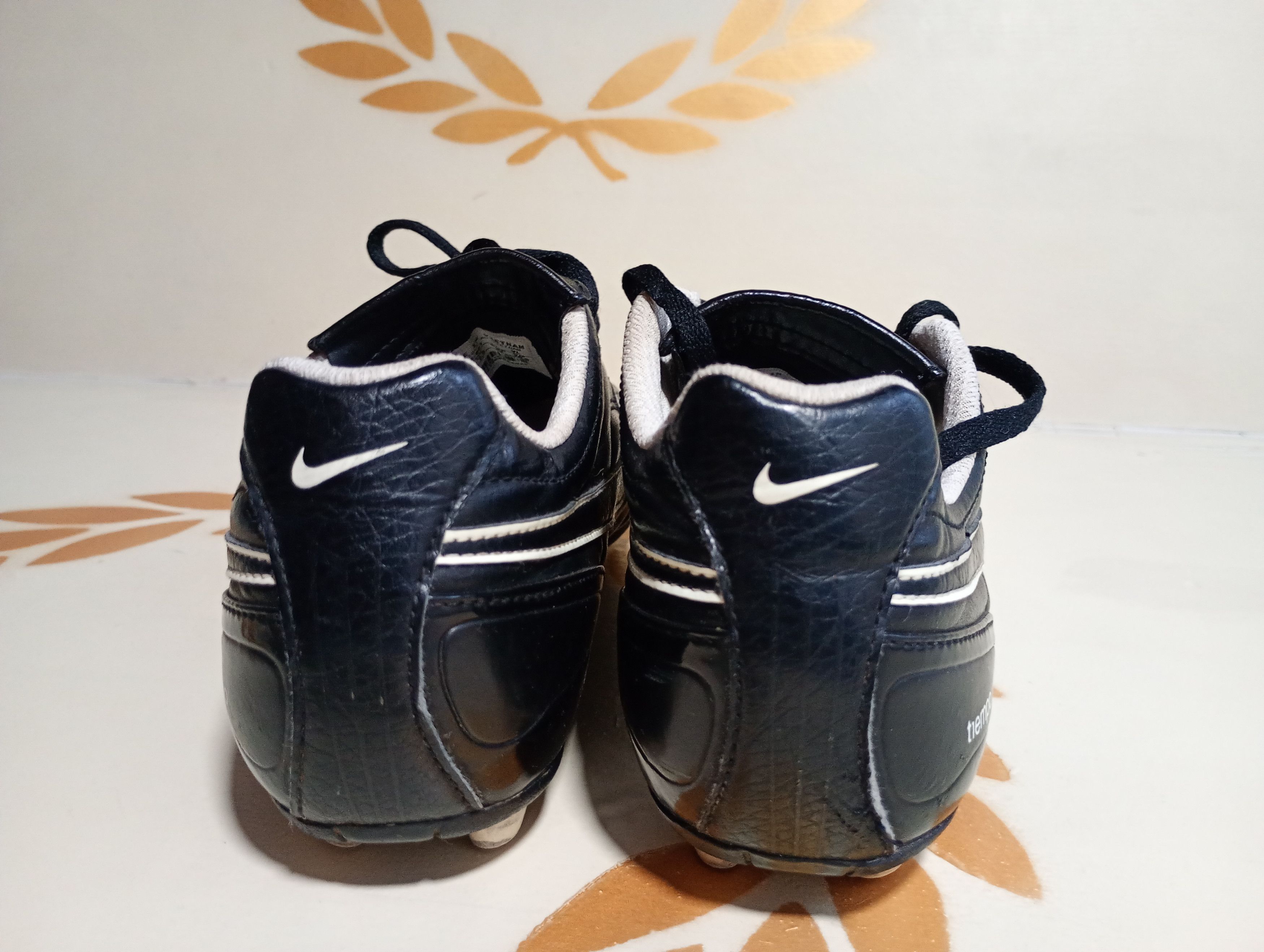 Nike 2009 Nike Tiempo Versatract Soccer Cleats Size US 8.5 Size US 8.5 / EU 41-42 - 12 Thumbnail